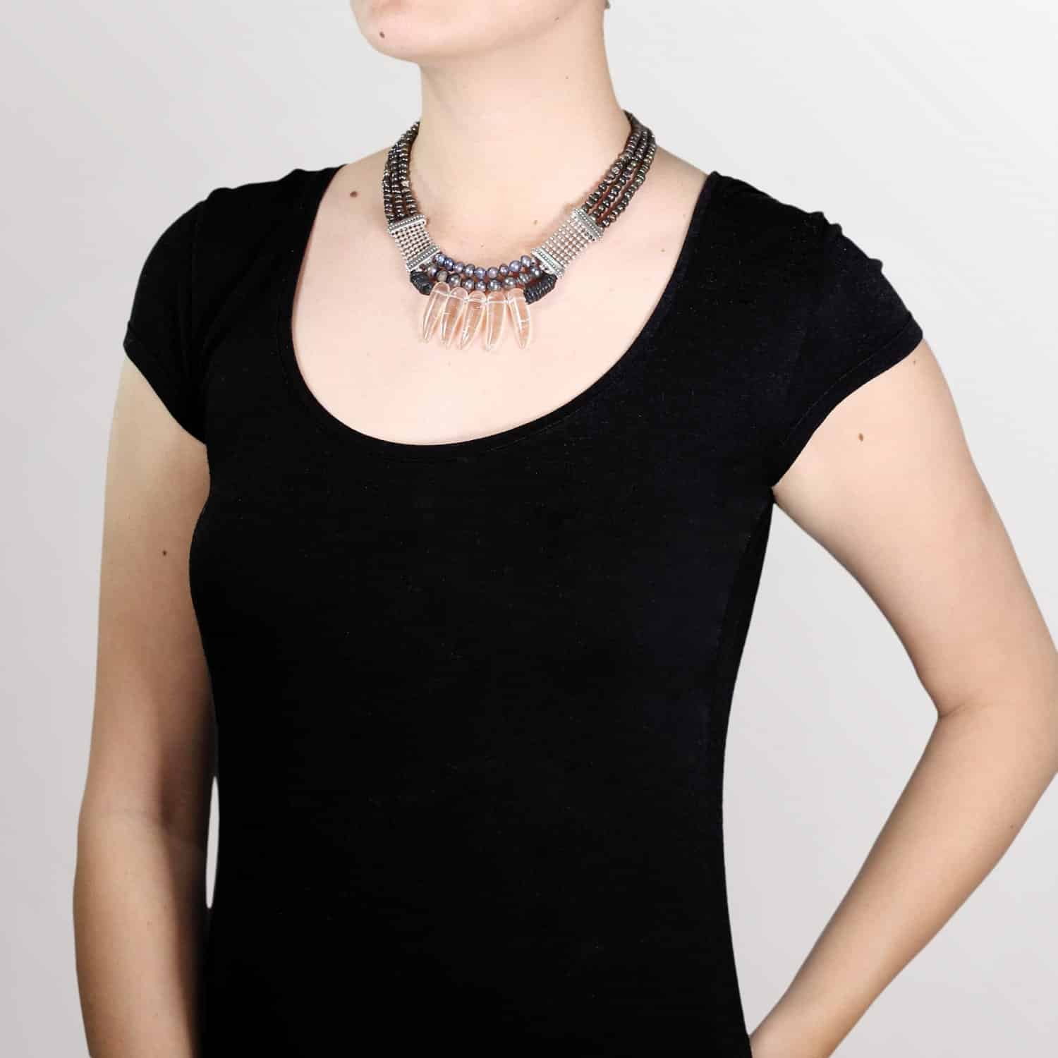 Détail perles et cristal collier 15--26504 Nature Bijoux