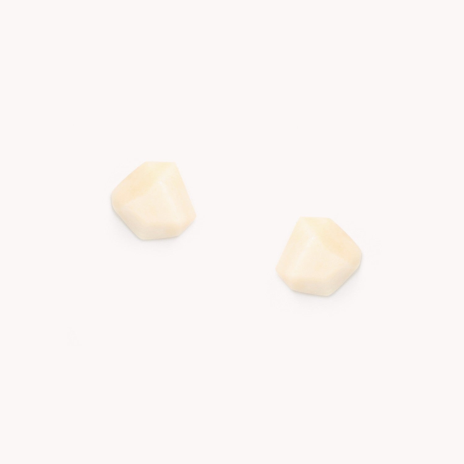 Boucles d'oreille Octo Puces os 12--77103 Nature Bijoux