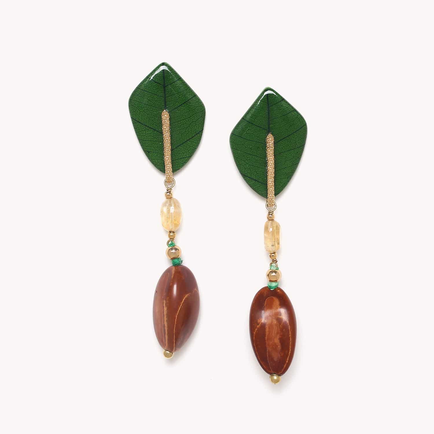 Boucles d'oreilles Kirindy laiton graine 12--79542 Nature Bijoux