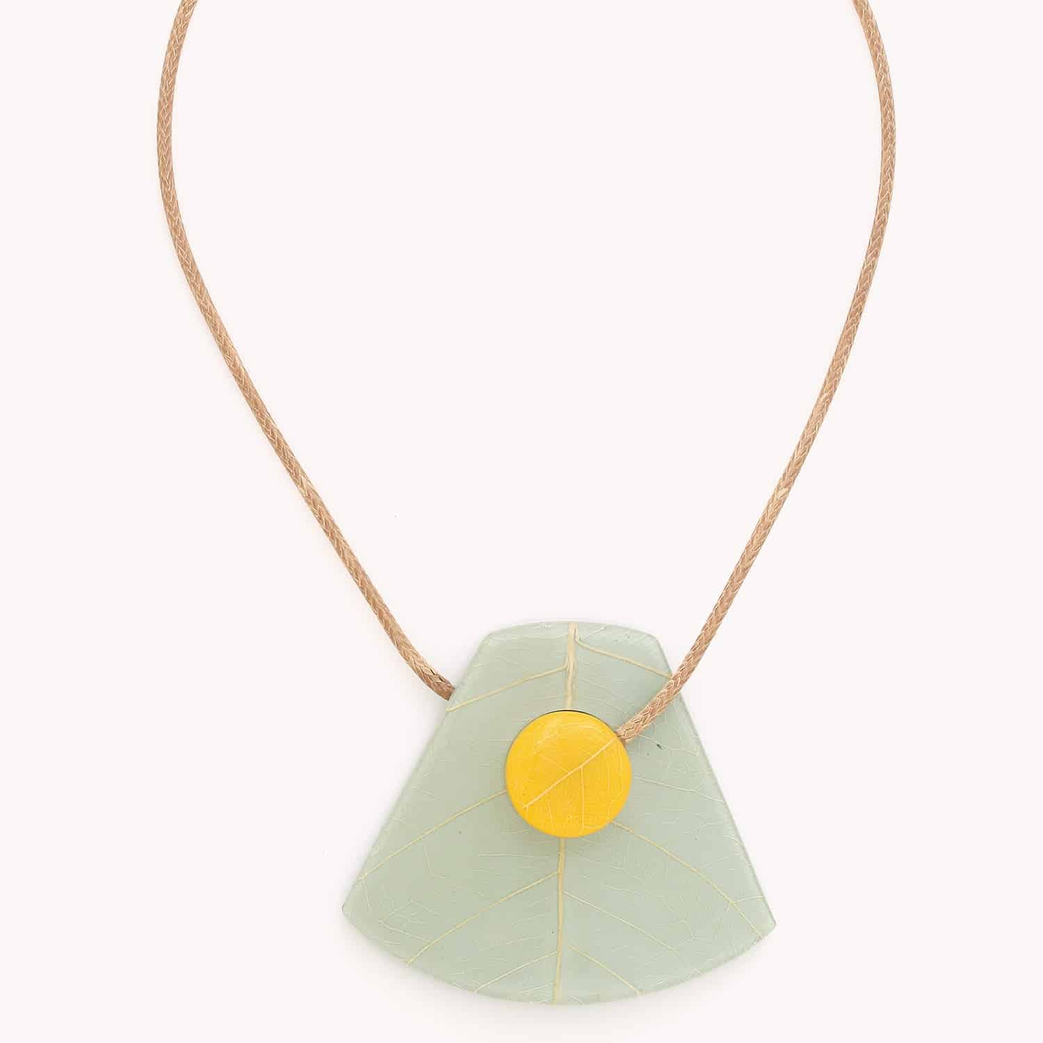 Collier Rainbow Ficus vert et jaune en feuille et laiton 15--43473 Nature Bijoux