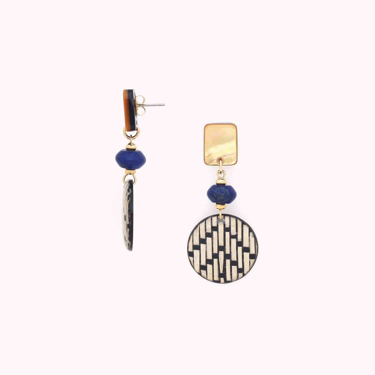 Détail boucles d'oreilles laiton 12CP90191 Nature Bijoux