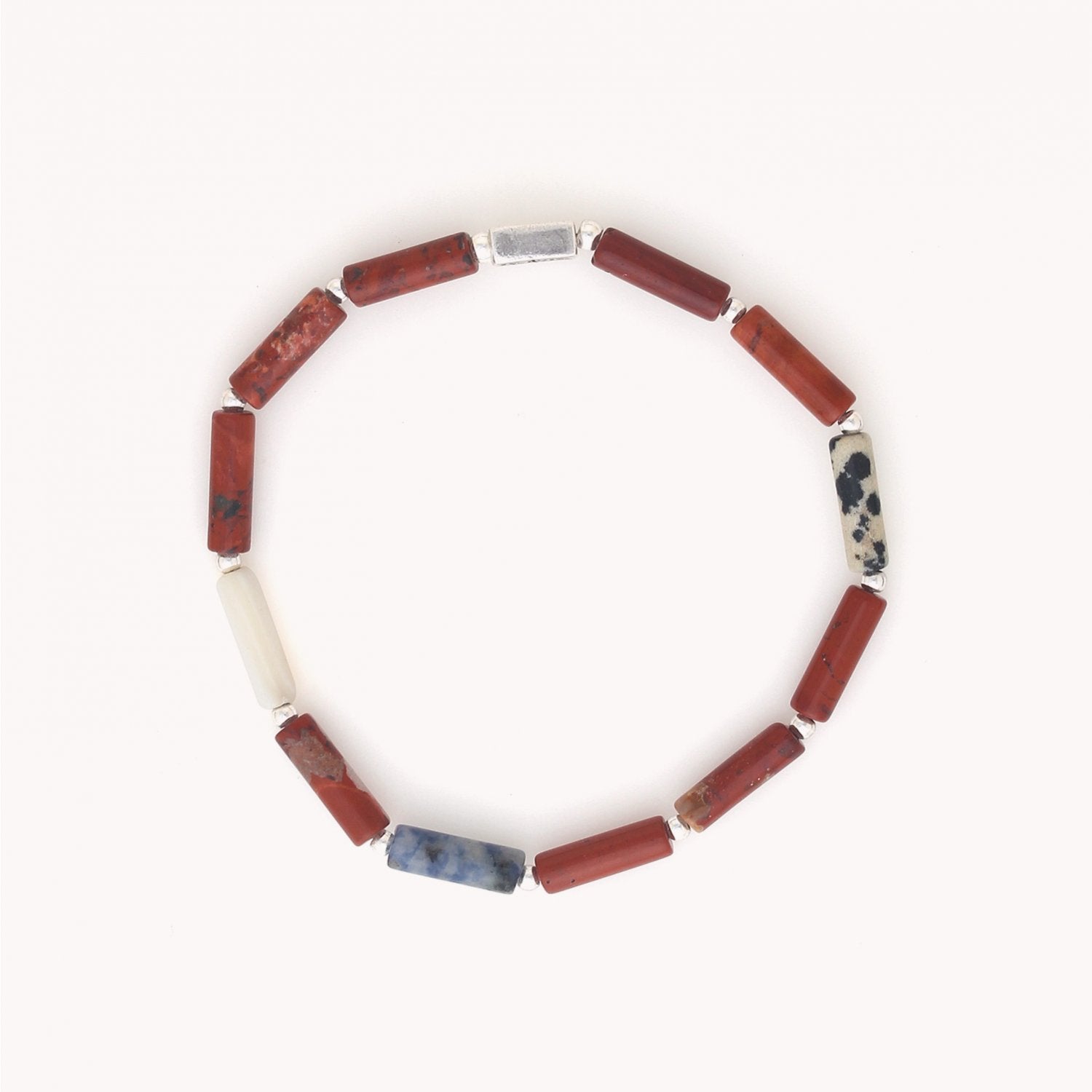 Bracelet extensible jaspe brique porté 13--44300 Nature Bijoux
