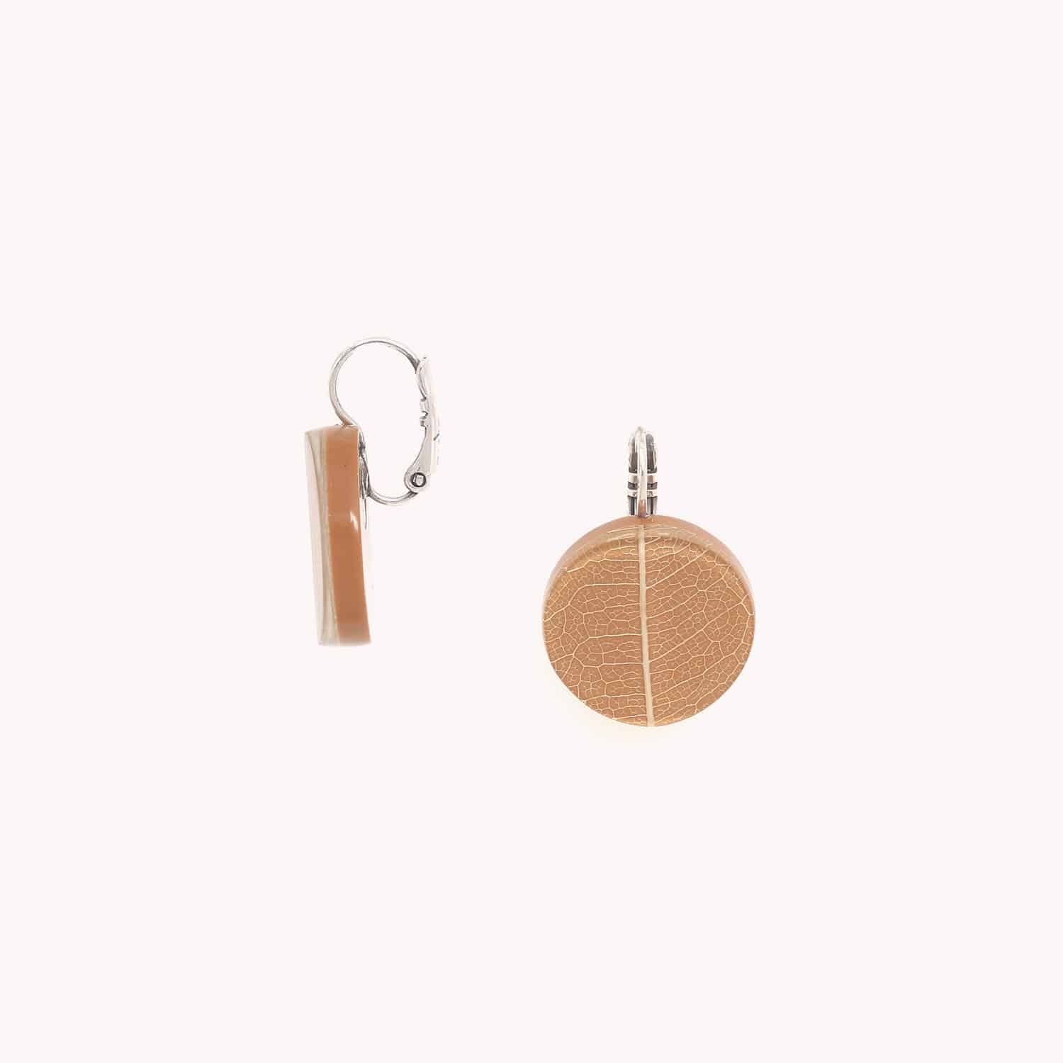 Détail dormeuses moutarde 12--90267 Nature Bijoux
