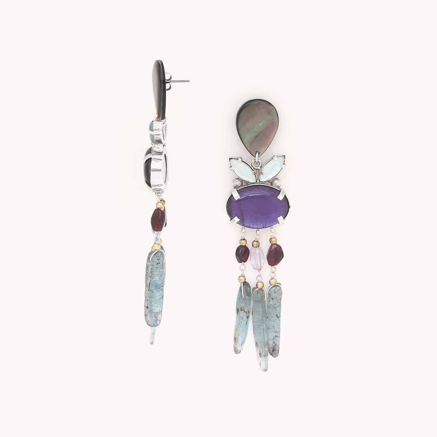 Détail porté boucles d'oreilles poussoir 12--90450 Nature Bijoux