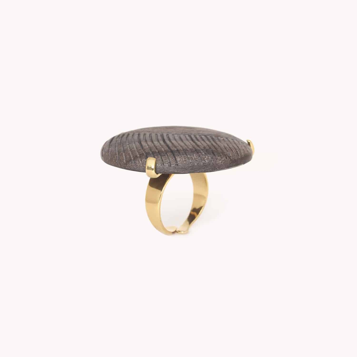 Détail bois gravé bague ajustable 19--25820 Nature Bijoux