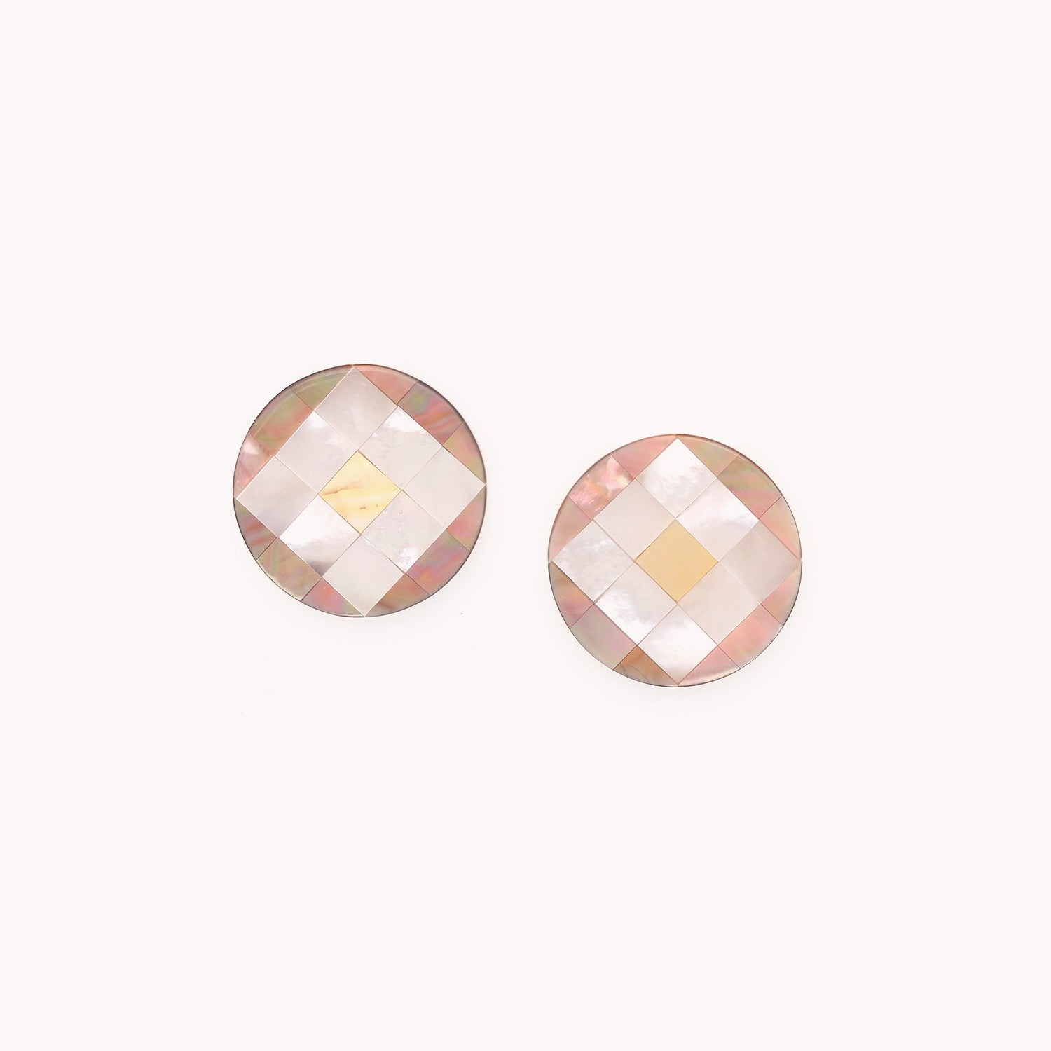 Détail portage boucles d'oreilles clips 11--90300 Nature Bijoux