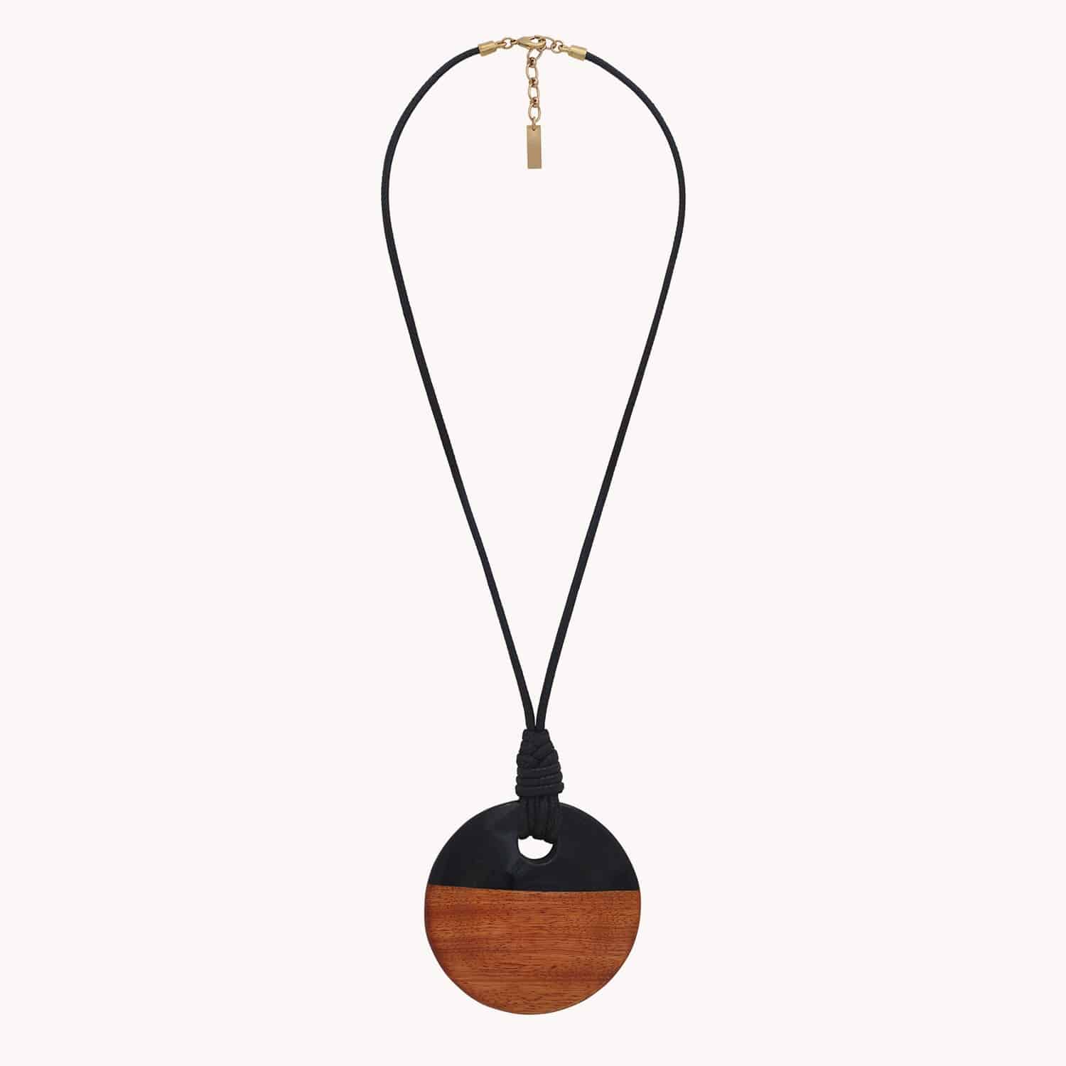 Détail pendentif rond bois Bayong 15--43771 Nature Bijoux