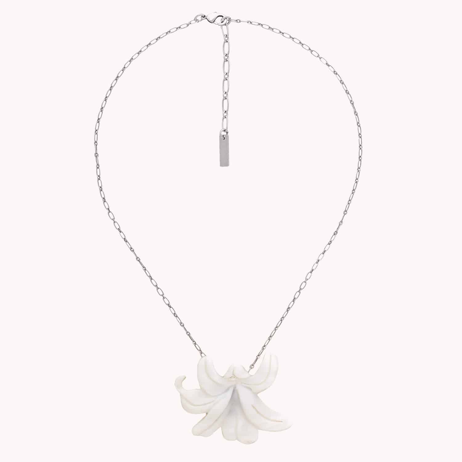 Détail nacre blanche collier 15--43821 Nature Bijoux