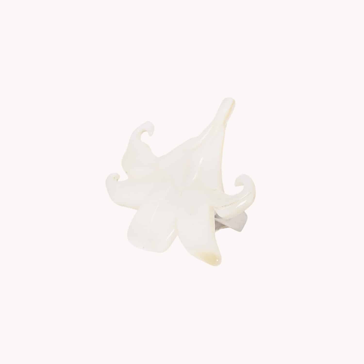 Bague Nature Bijoux Lis Blanc fleur et tige nacre 19--26022
