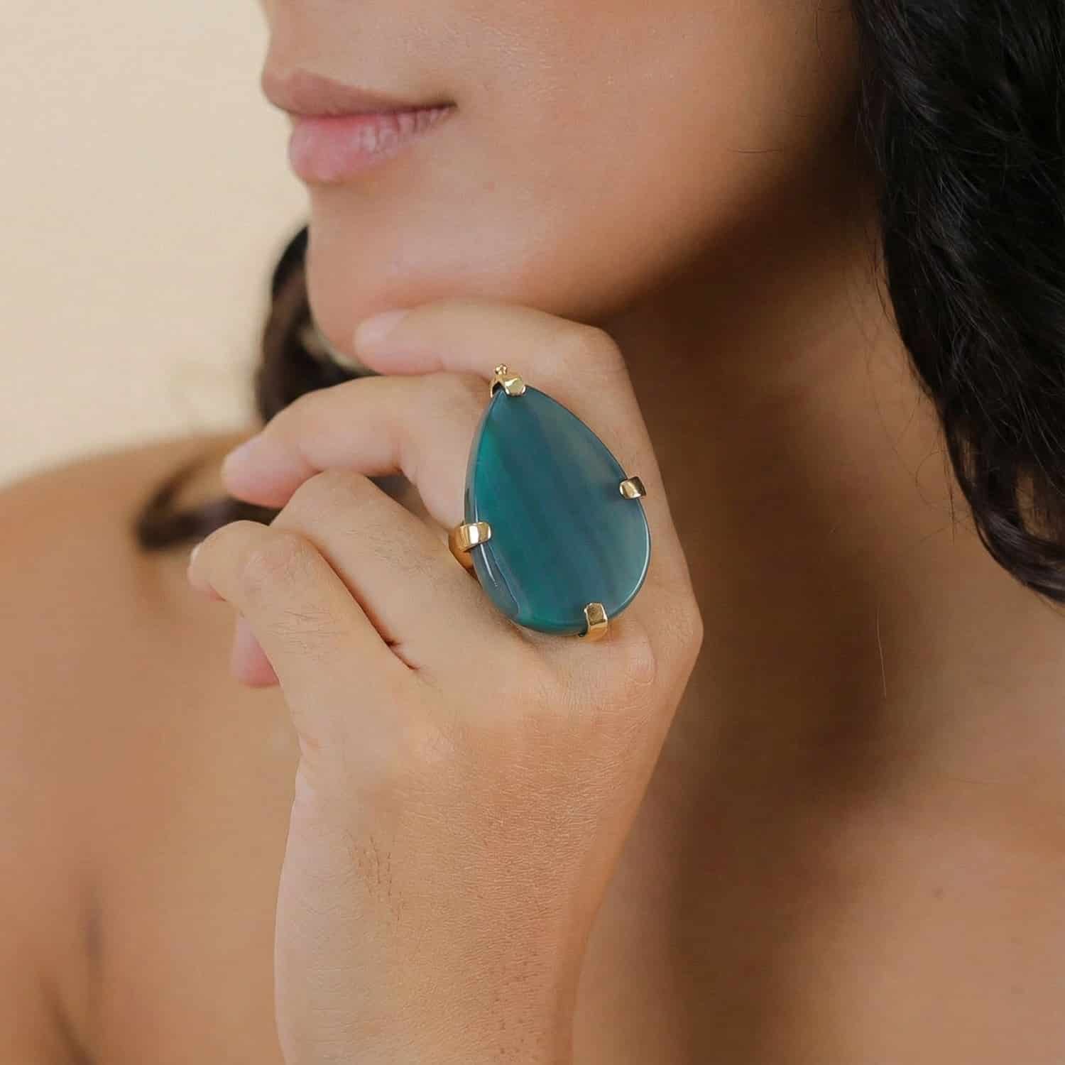 Détail pierre goutte 19CP25031 Nature Bijoux