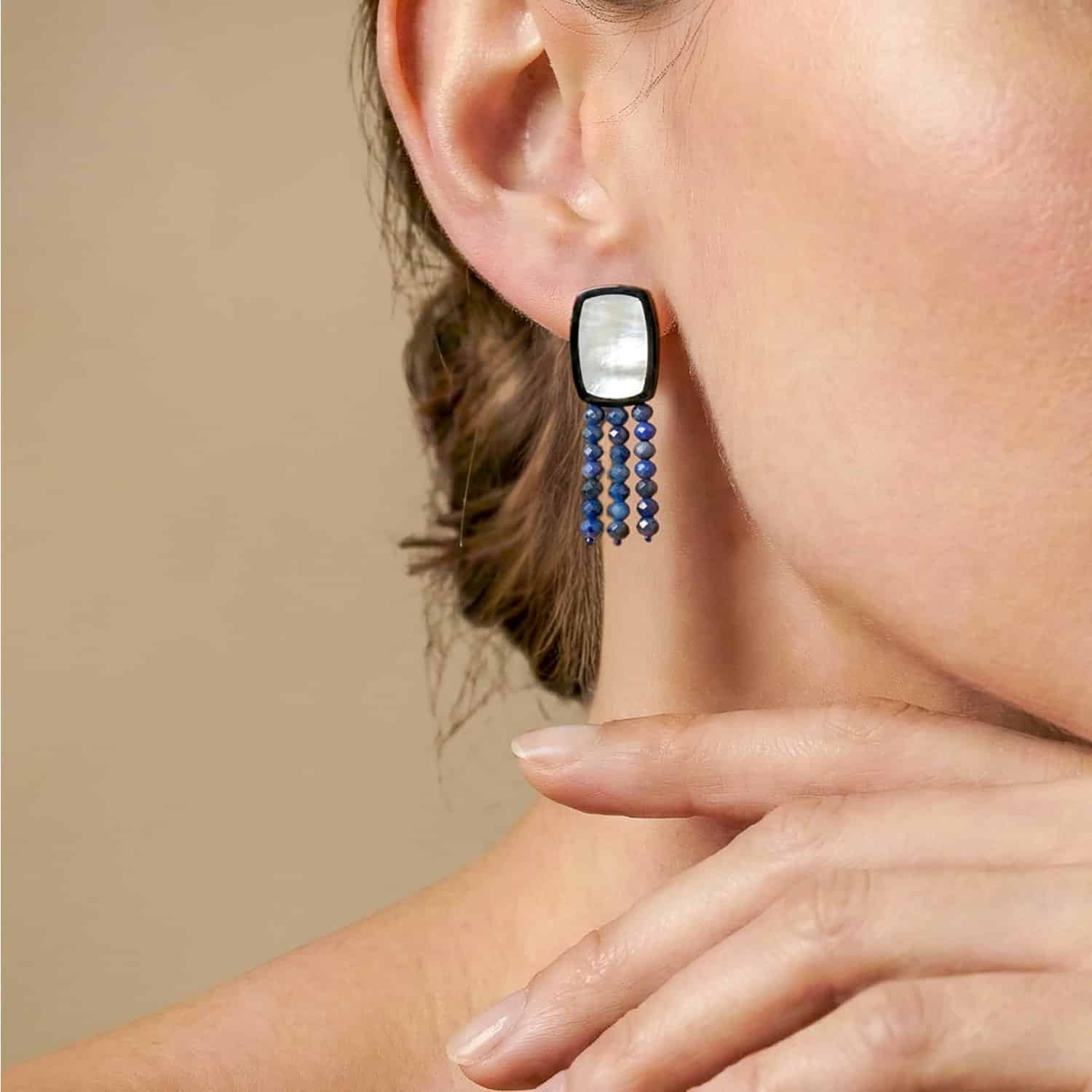 Détail porté 3 rangs lapis-lazuli 12--90722 Nature Bijoux