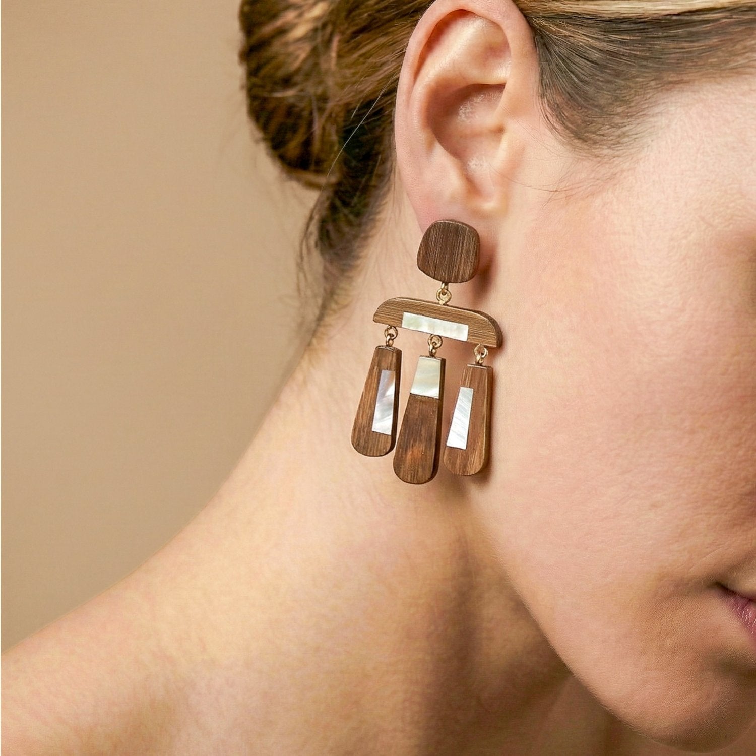 Boucles d'oreilles détail pampilles bambou et nacre 12--90865 Nature Bijoux
