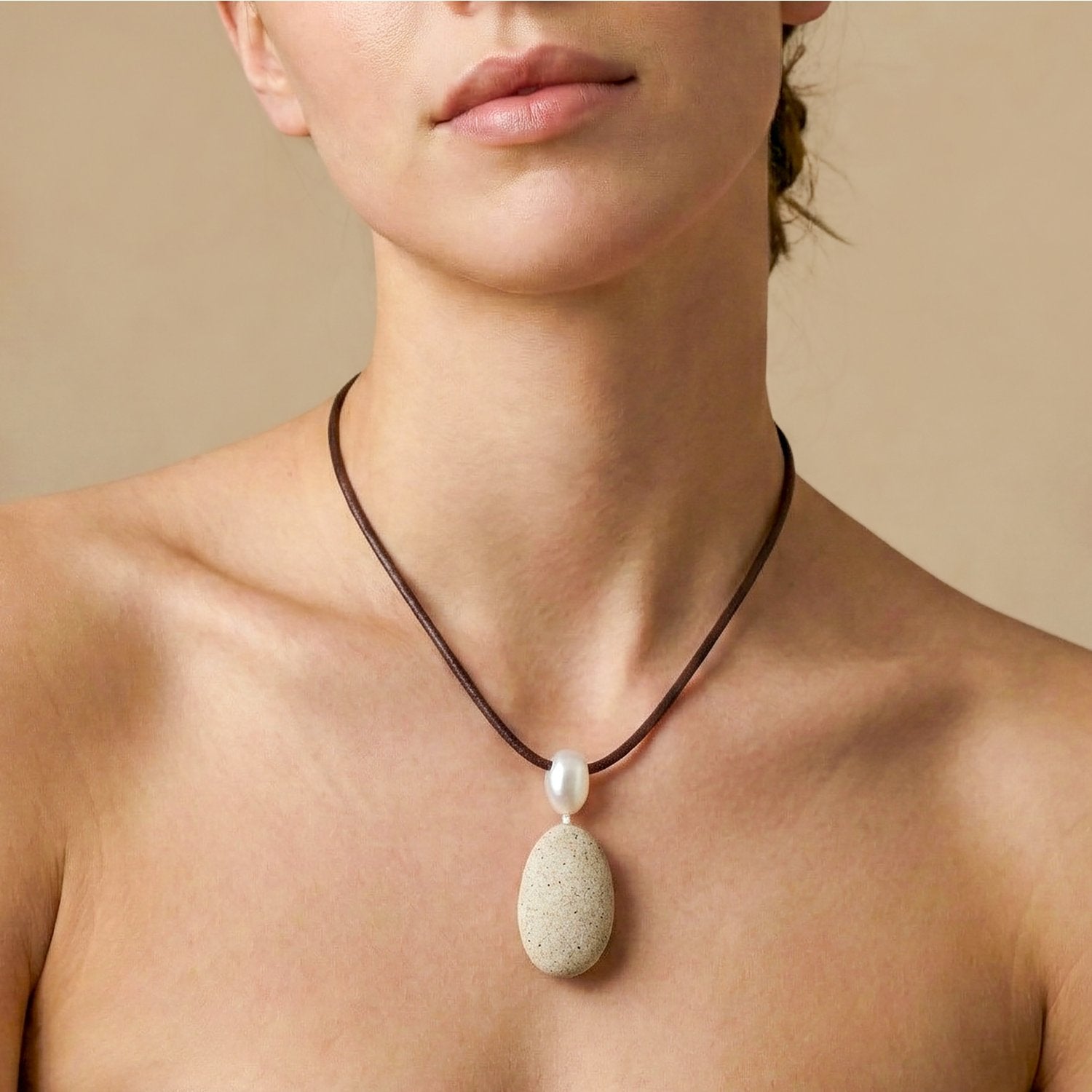 Détail pendentif ovale 15--43951 Nature Bijoux