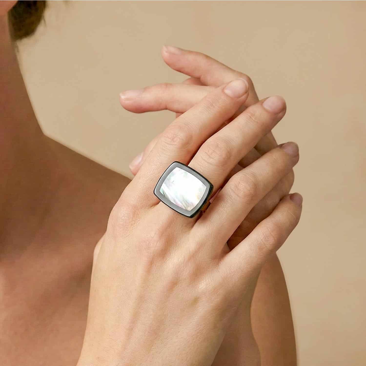Détail nacre noire bague Calypso 19--27020 Nature Bijoux