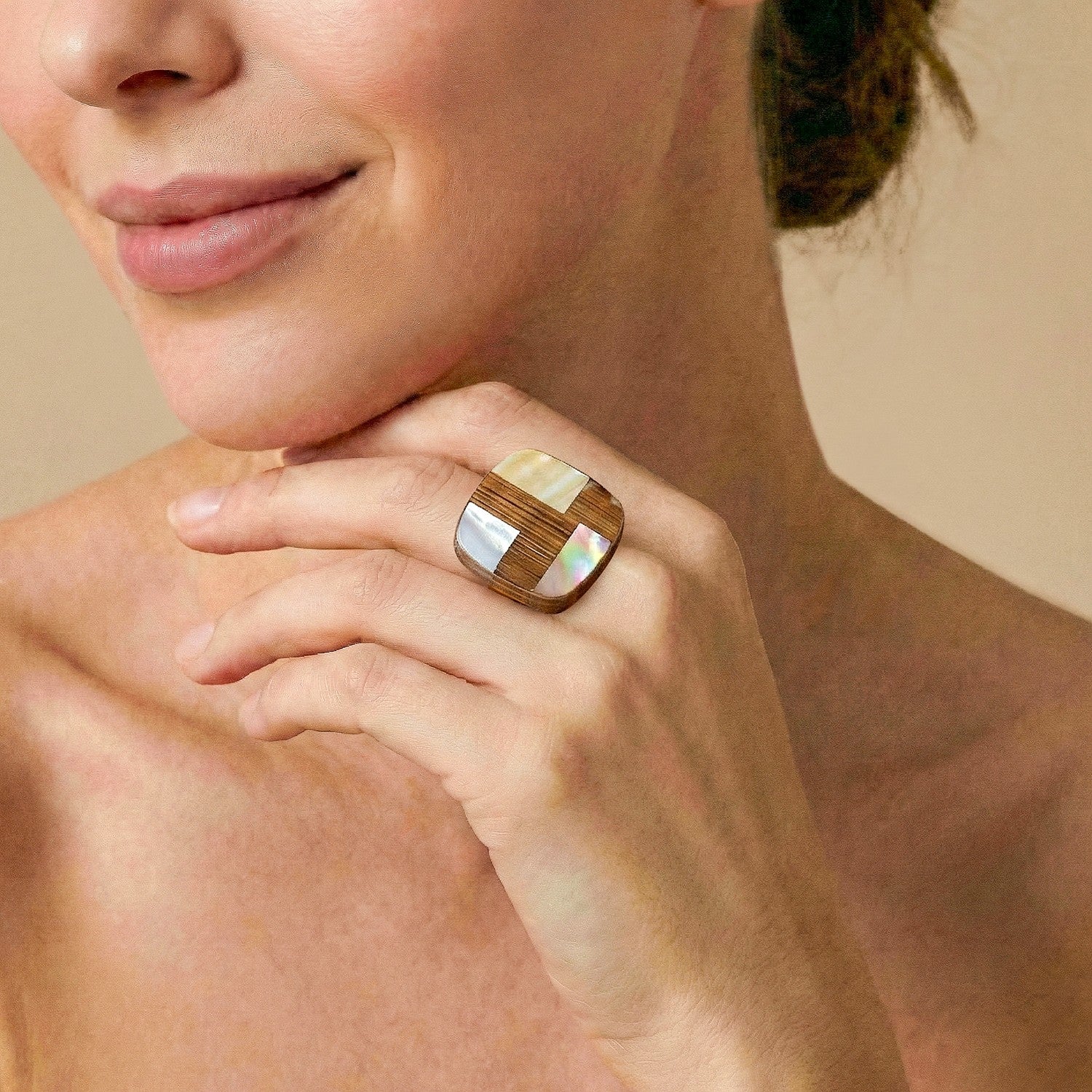 Détail matière bambou nacre perlière bague 19--27090 Nature Bijoux