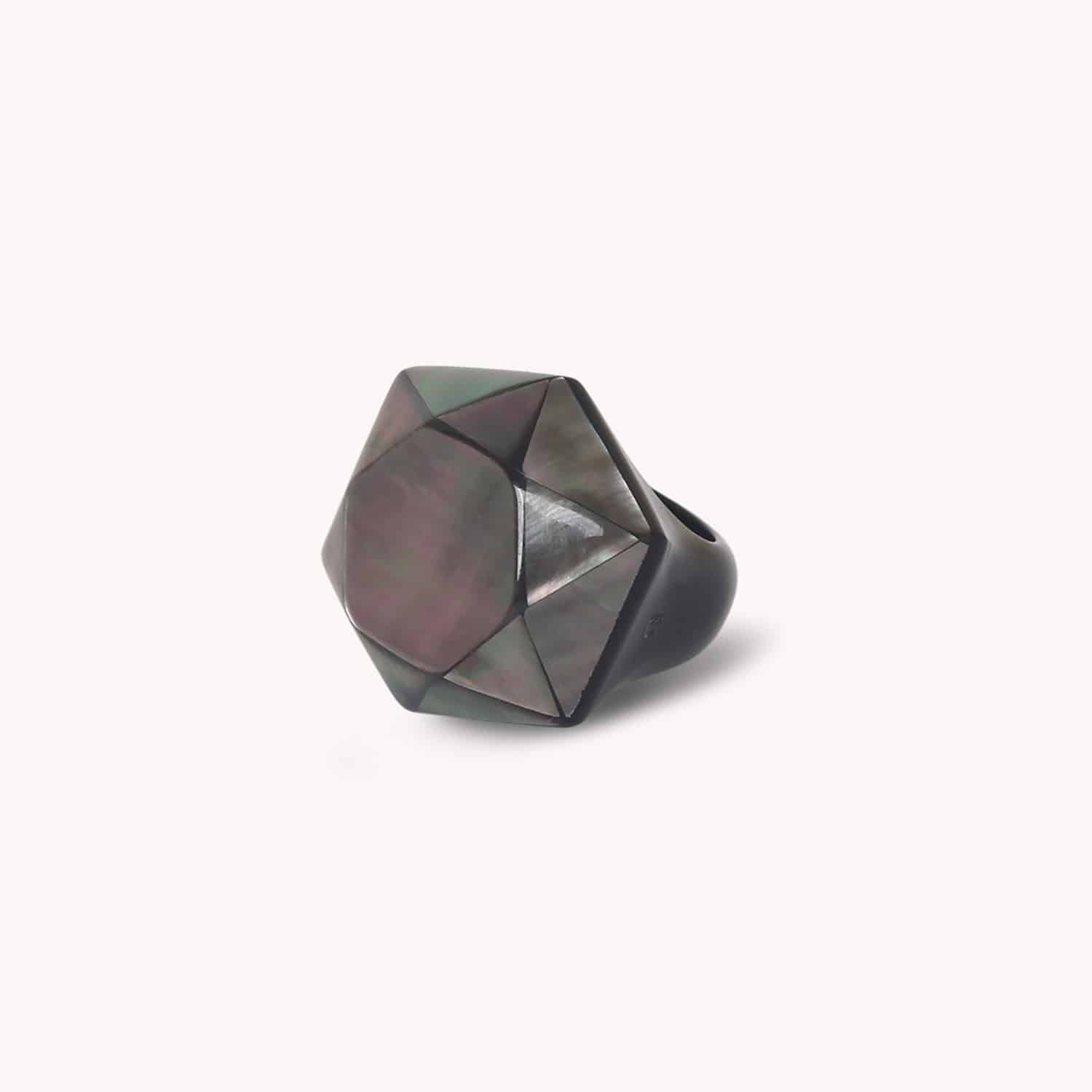 Bague Vendome Nacre Noire Facetée 19--27026 Nature Bijoux
