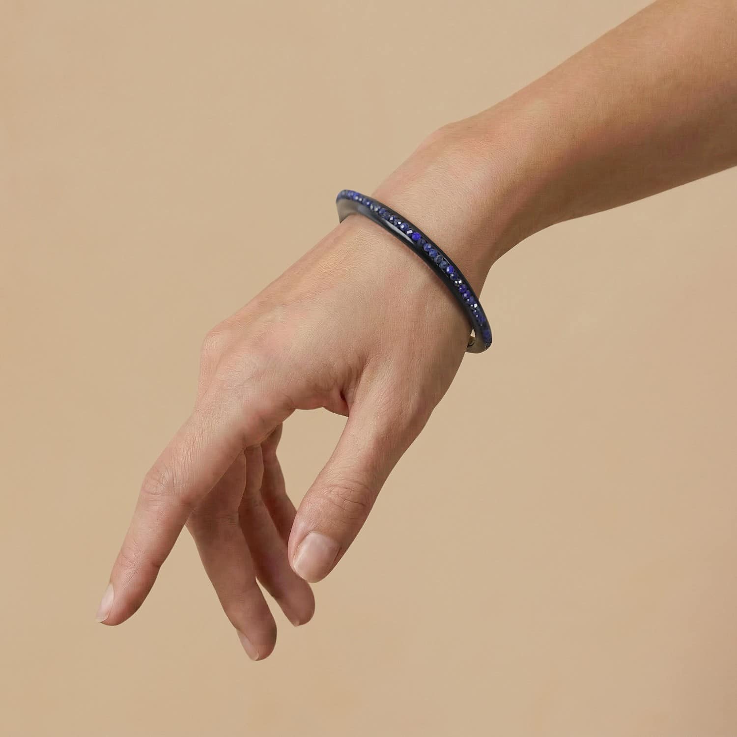 Bracelet Nature Bijoux Calypso porté détail lapis-lazuli 13--44623