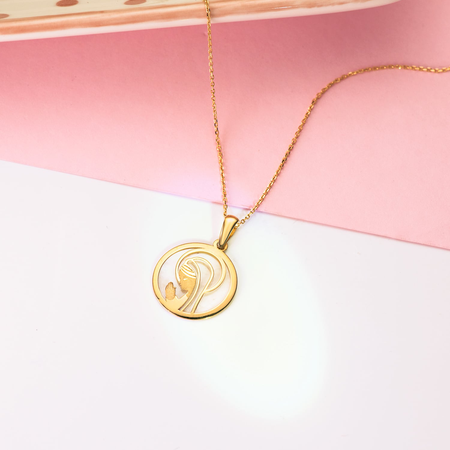 18K Médaille Vierge Enfant Nacre 17 mm