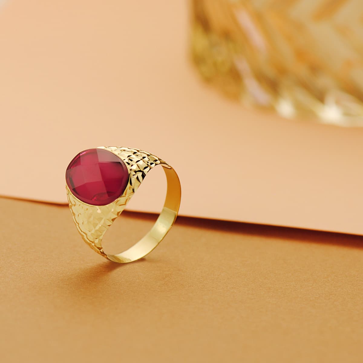 18K Oval Ruby Spinel Sten Signetring 14X10 mm