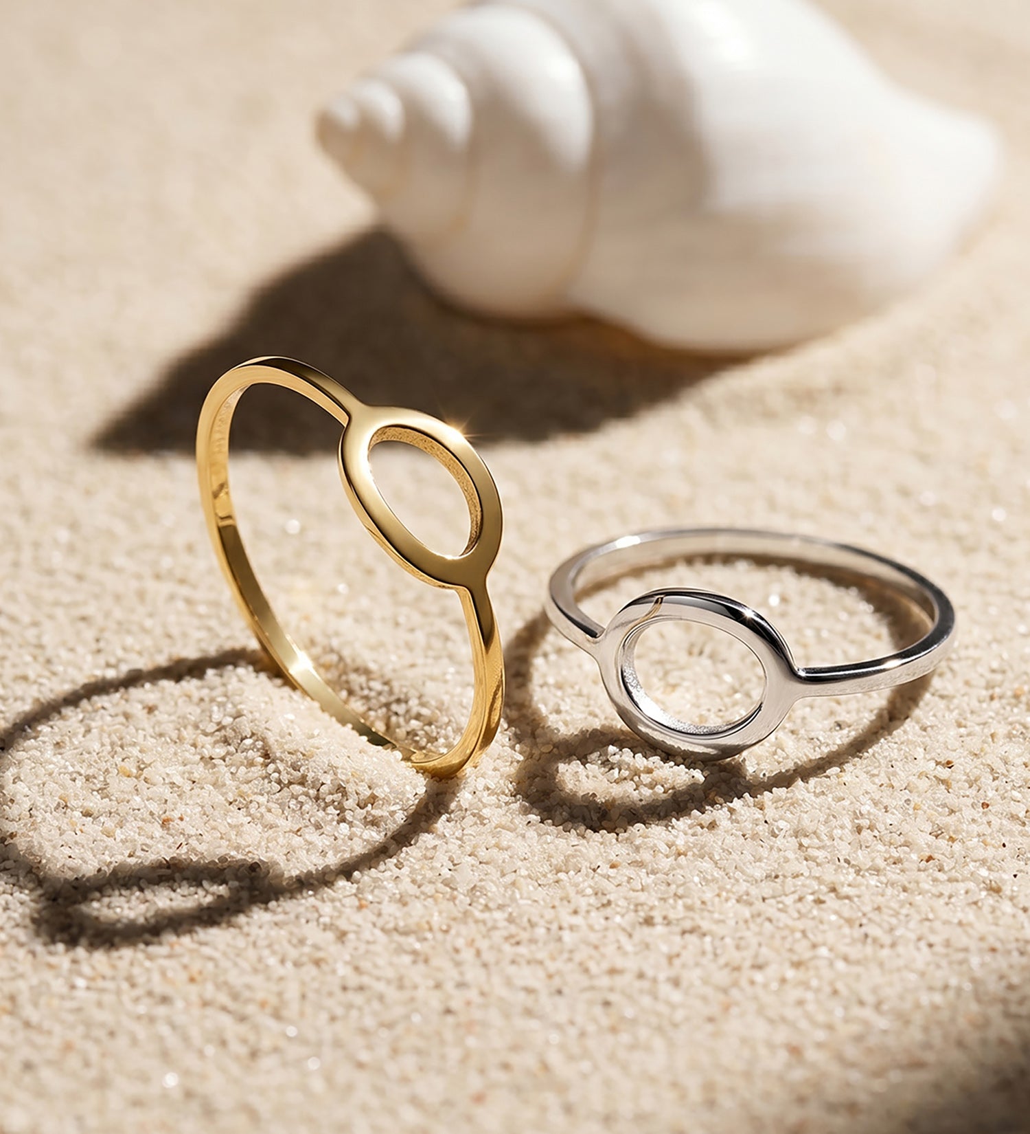 18K Vitguld Ring Ovalt mönster 8X5 mm