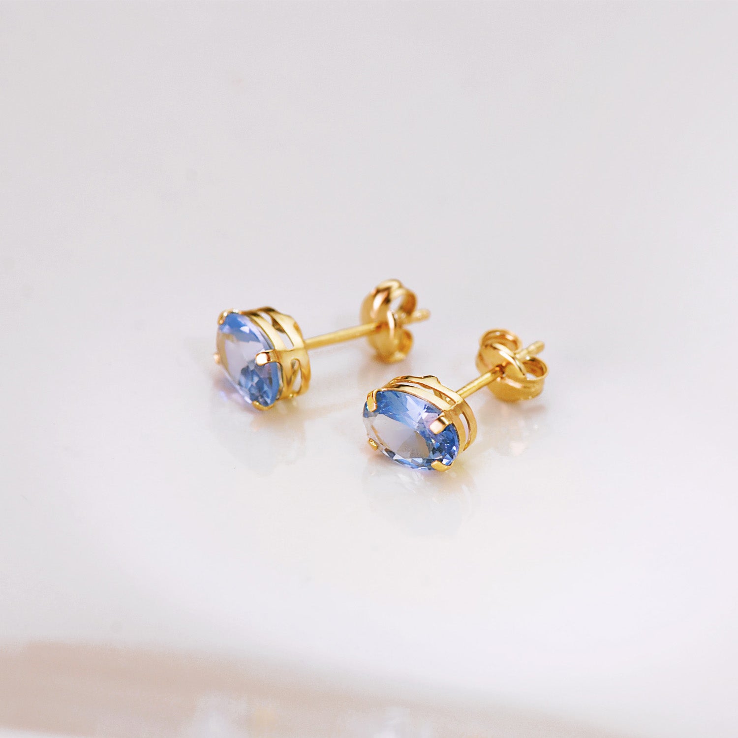 Boucles d'oreilles Or Jaune 18K Pierre Bleue Ovale 7 X 5 mm Fermoir Fermoir Pousseettes Papillon