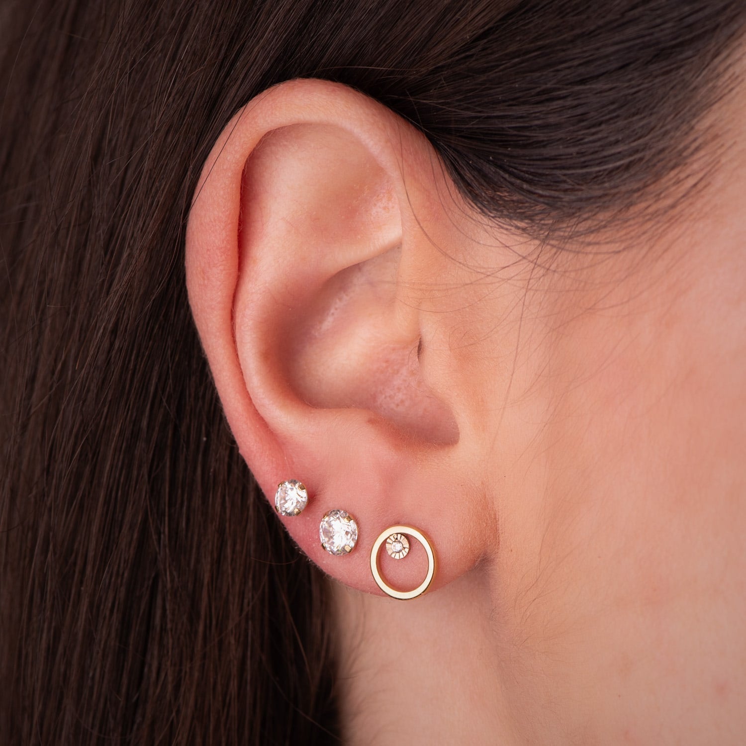 18K tofarvede guldøreringe med zirconia-sten Størrelse: 8 mm Butterfly Push-lås