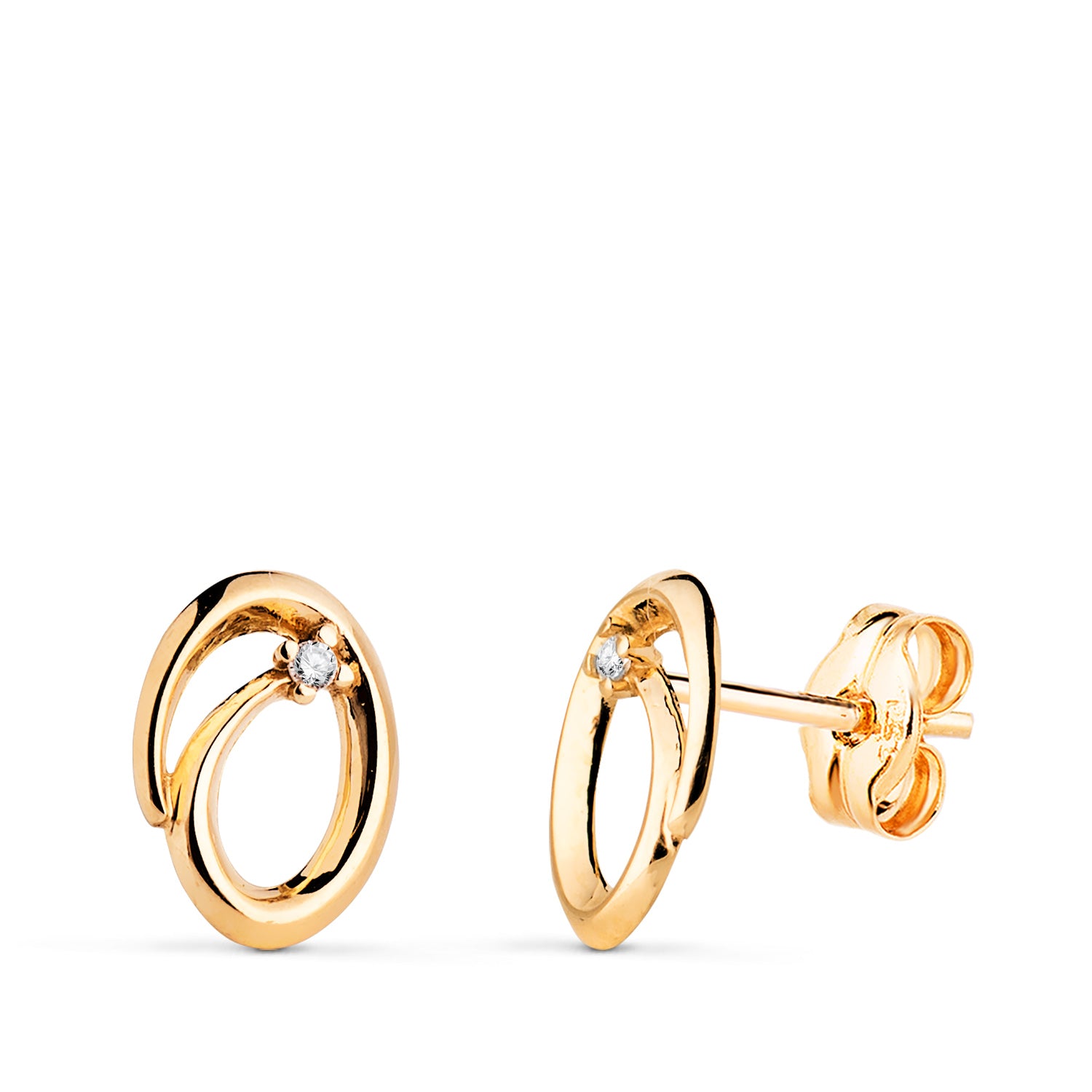 Orecchini ovali in oro giallo 18 carati con zirconi Dimensioni: 9X7 mm Chiusura a farfalla