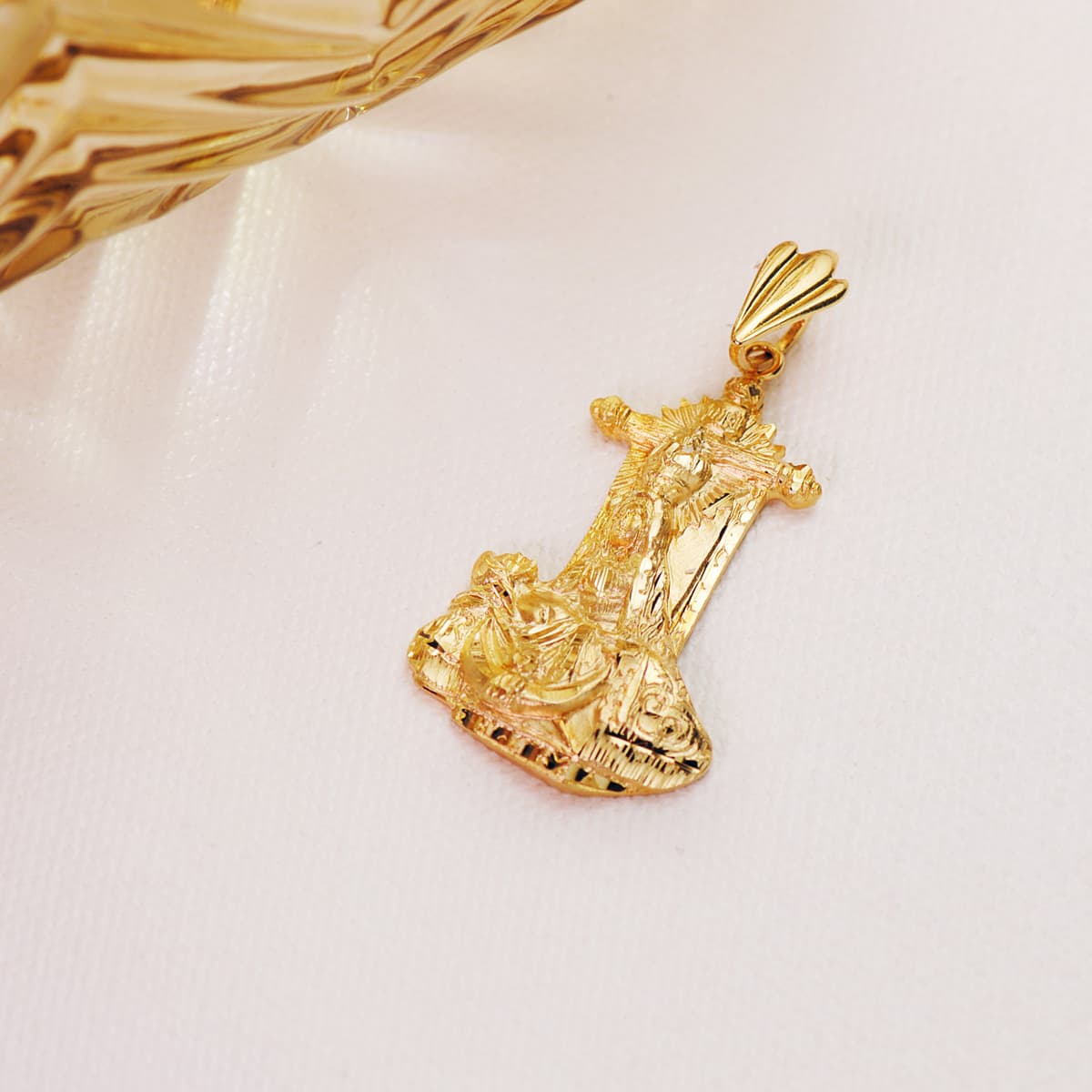 18K Médaille Or Jaune Vierge des Angoisses 34 X 22