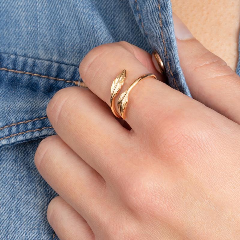 Anello con piuma placcato oro / | Azuline vista 3