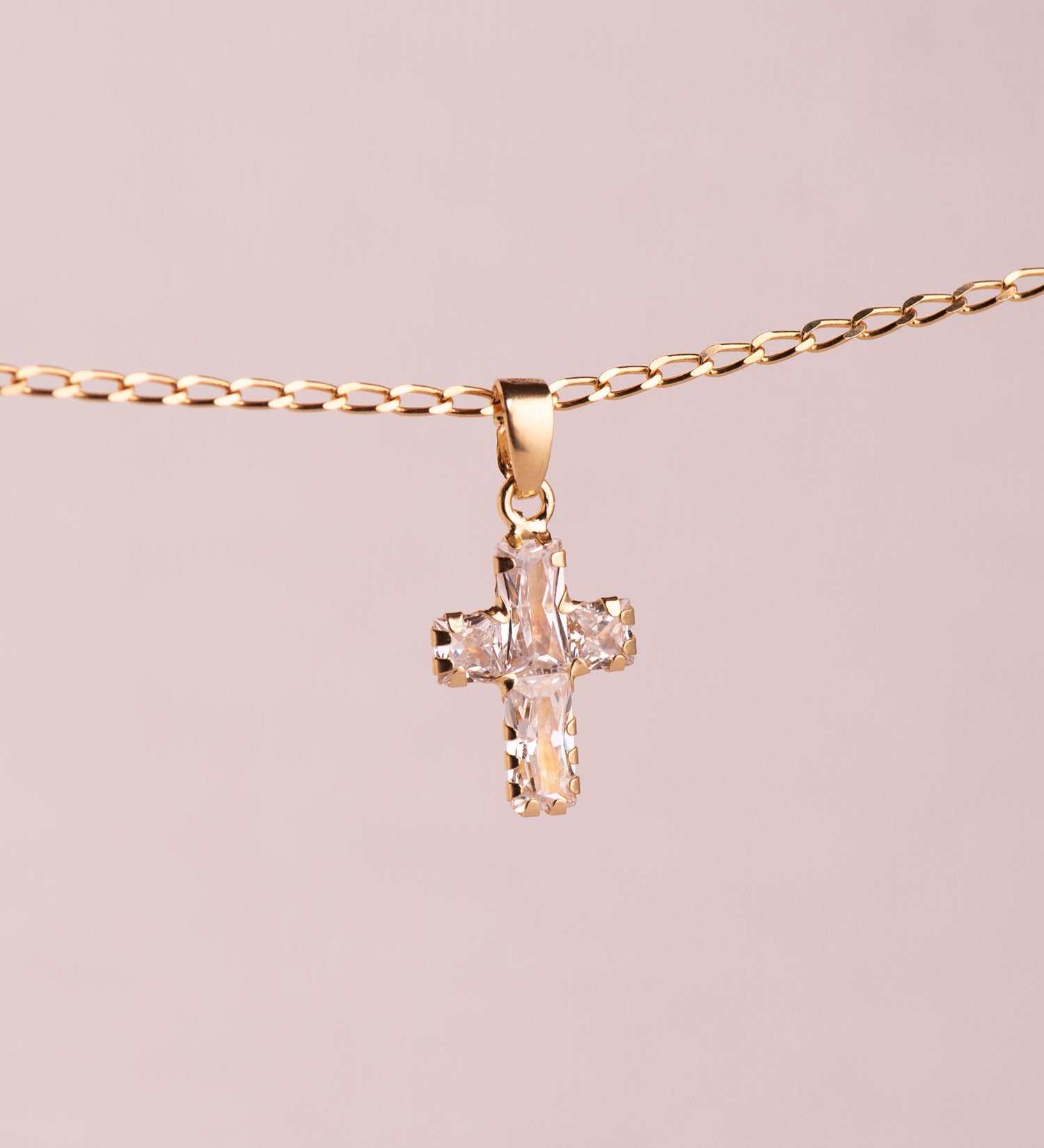 Croix en Or Jaune 18 Carats avec Pierres en Zircon de Taille Baguette Taille : 15 X 9,5 mm
