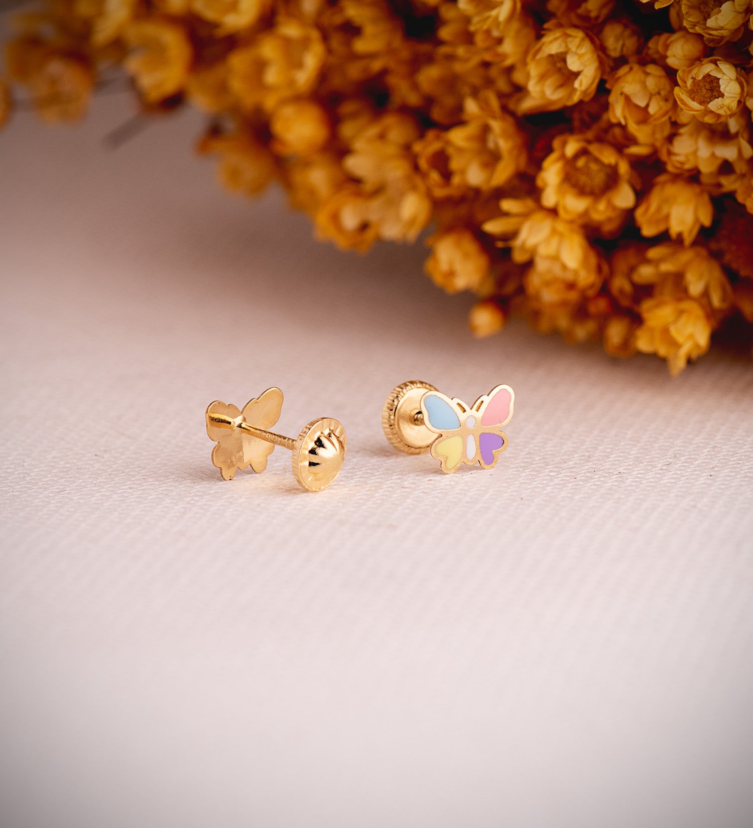 Boucles d'oreilles Papillons Émaillés en Or Jaune 18K Taille : 7 X 6 mm Fermoir a Vis