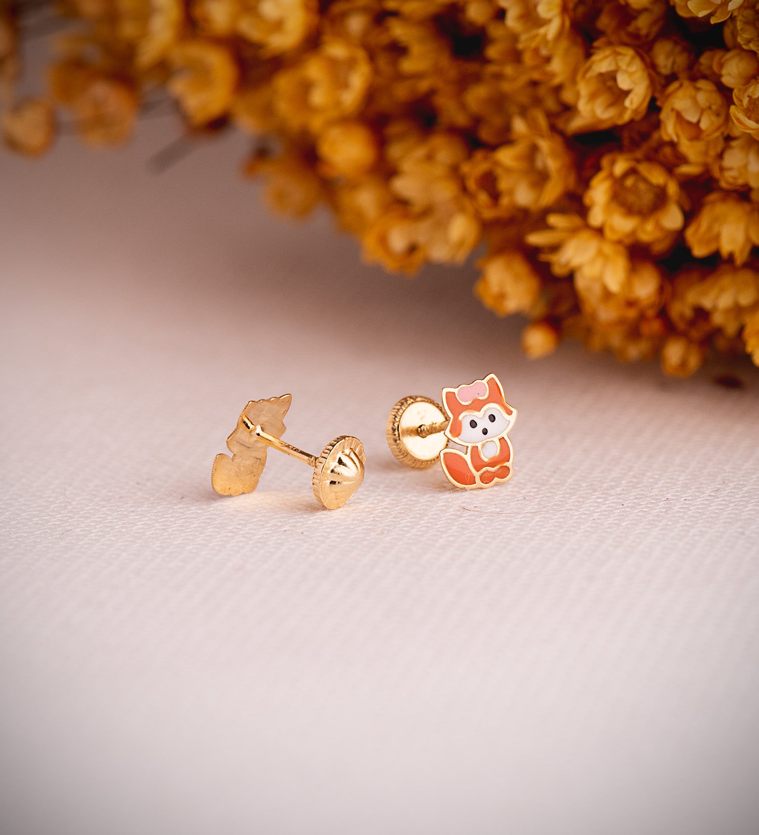 Boucles d'oreilles Renard Émaillé en Or Jaune 18K Taille : 7,5 X 7 mm Fermoir a Vis