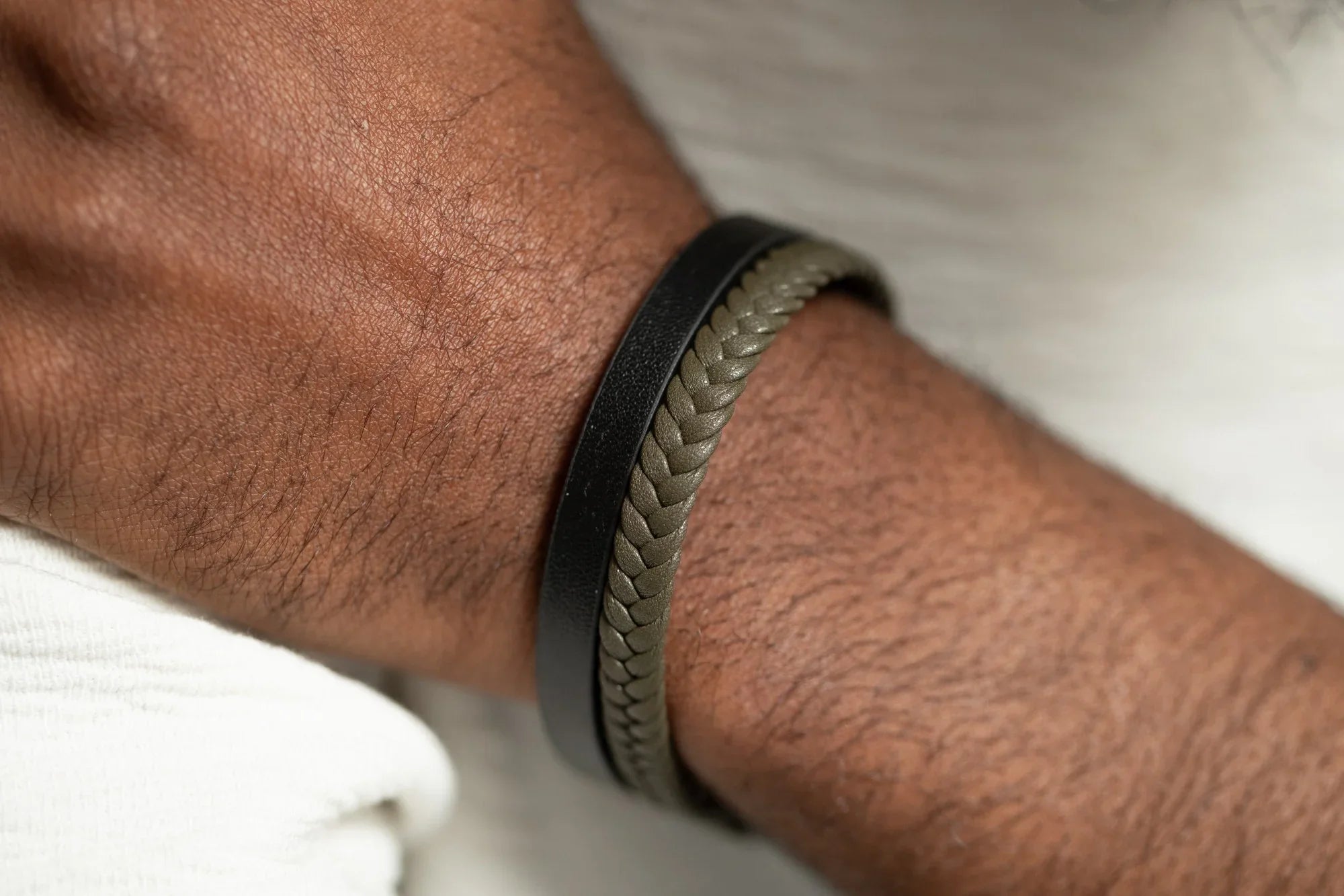 Auguste - Bracelet - Phoebus view 2