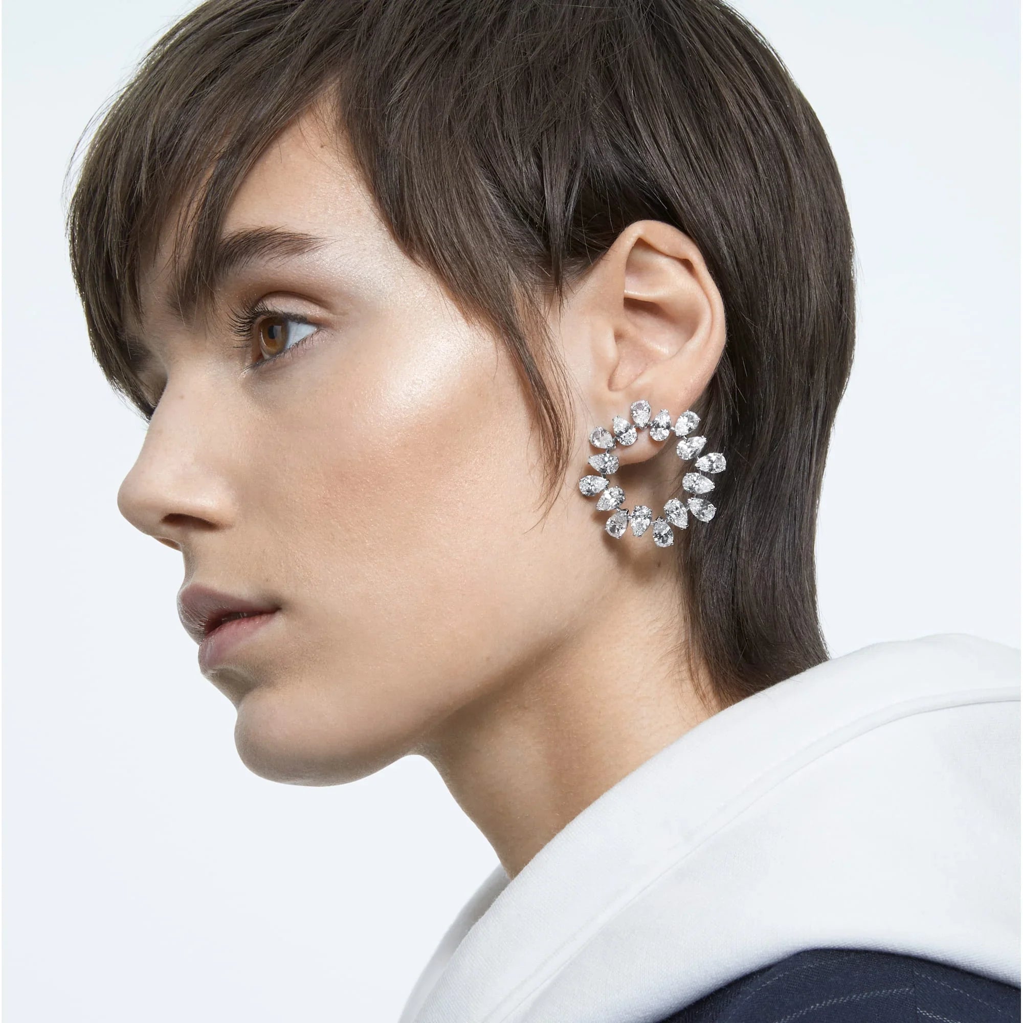 Brincos femininos Millenia Anéis de prata brancos - Swarovski view 2