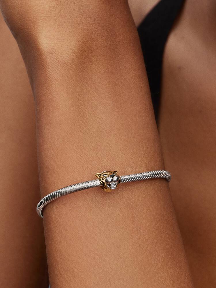 Disney-Prinzessin Jasmine Rajah und synthetischer Diamant-Charm