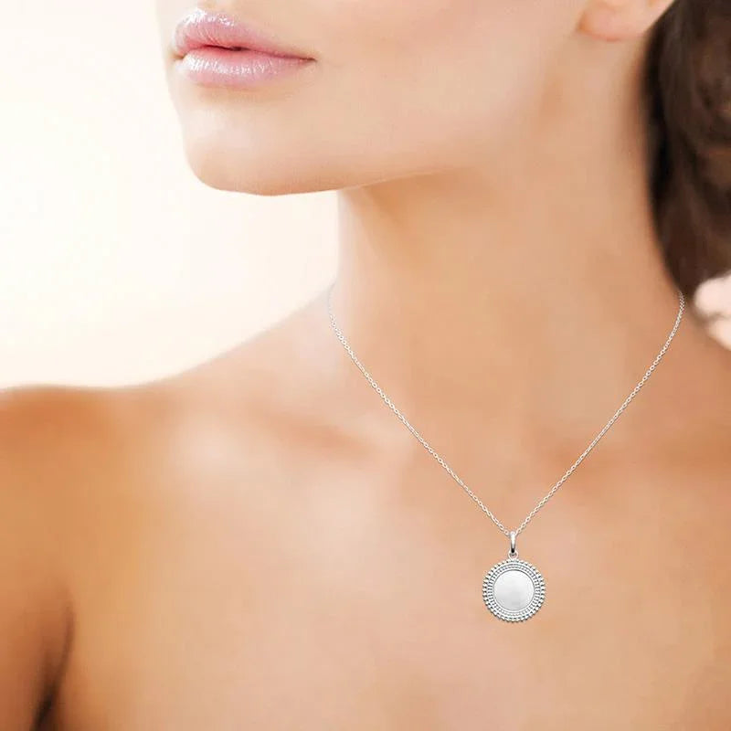 Locket - Silver - Pendant view 2