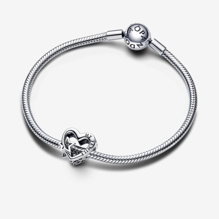 Charm Calado Familia Corazón y Estrellas | Pandora