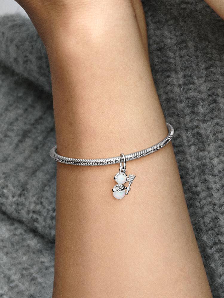 Pandora Charm - Opaliserende snemandsvedhæng | 792981C01