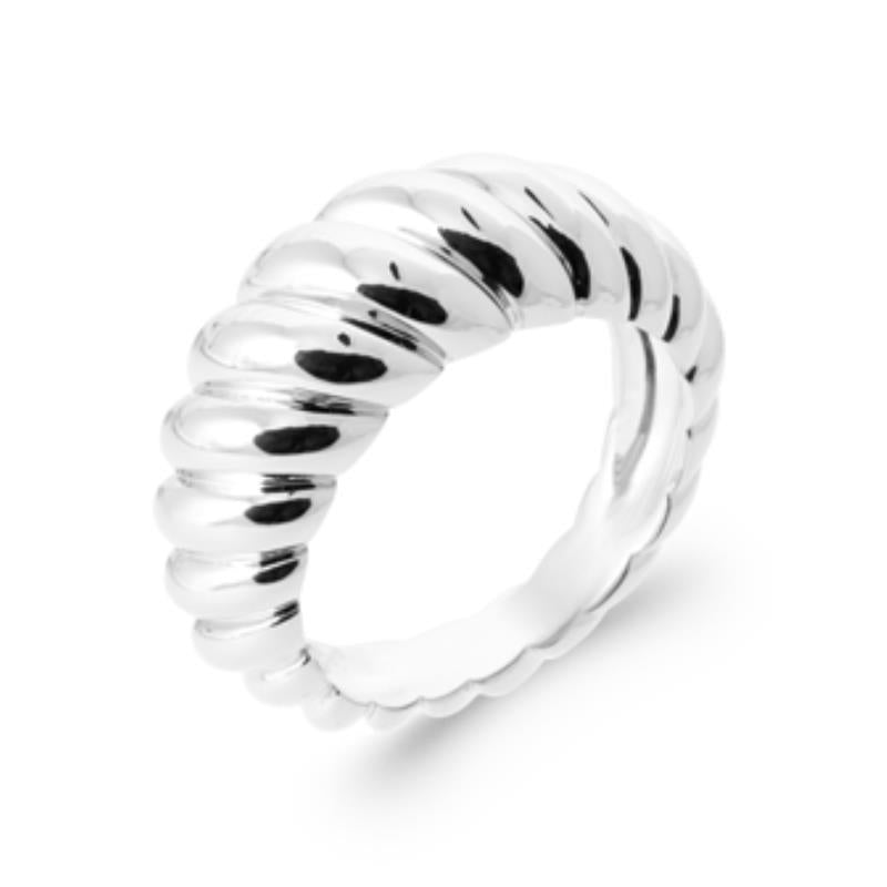 Twisted Ring – Silver | Azuline