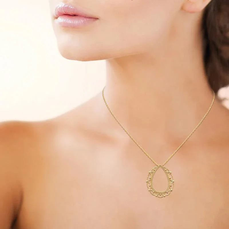 Encaje - Collar - Bañado en Oro vista 2