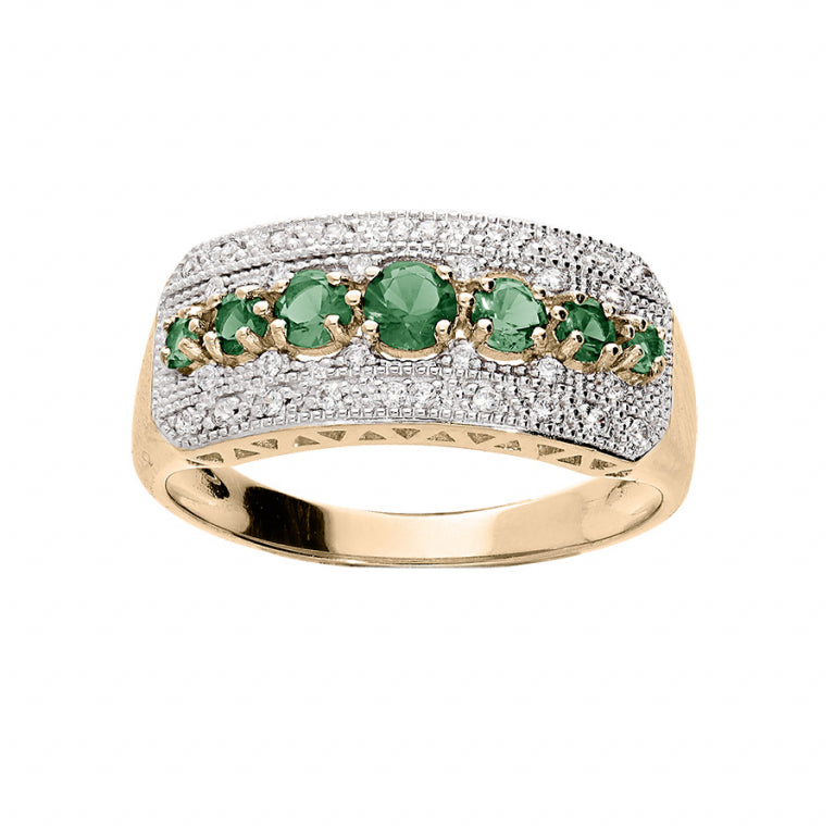 Vergoldeter Ring mit großem Durchmesser und grünen und weißen Oxiden