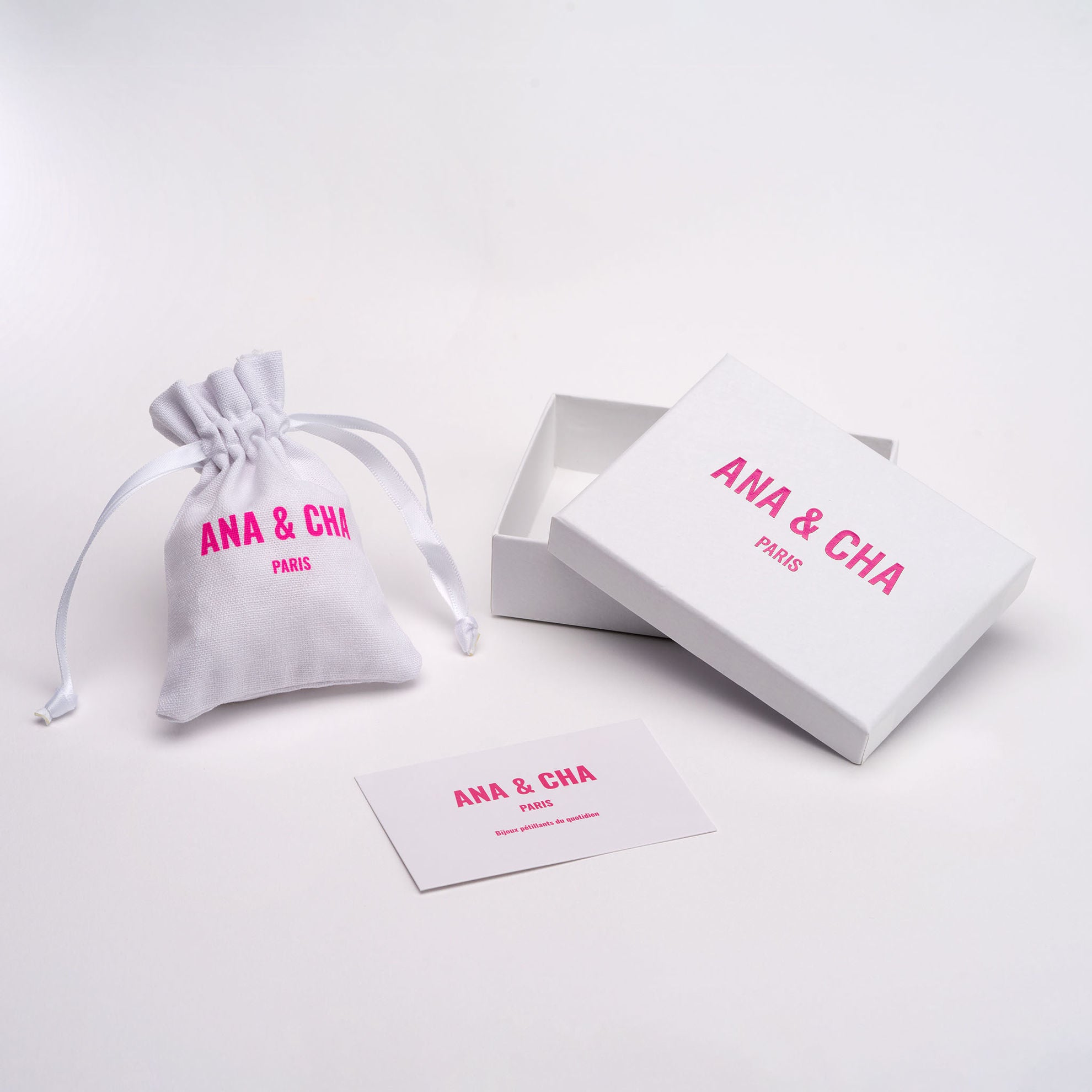 Kelly - Gold Plated Earrings - Ana et Cha