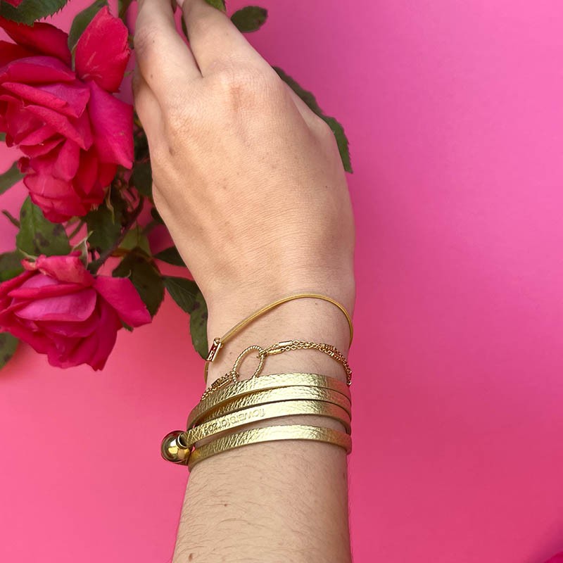 Téo Pearly Gold Bracelet Flowers for Zoé Azuline