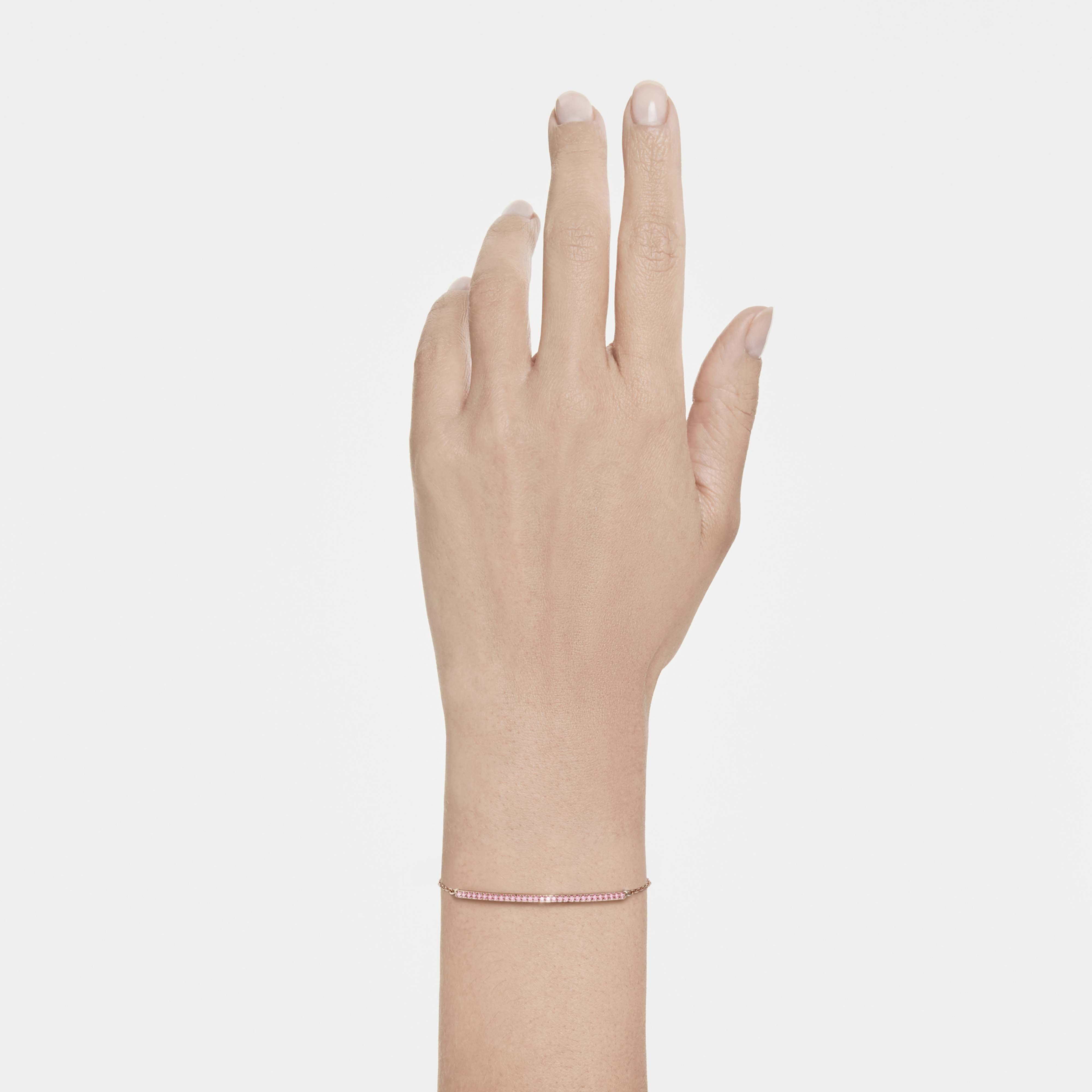 Bracelet Swarovski - Only - Rose & Doré Rosé sur un mannequin