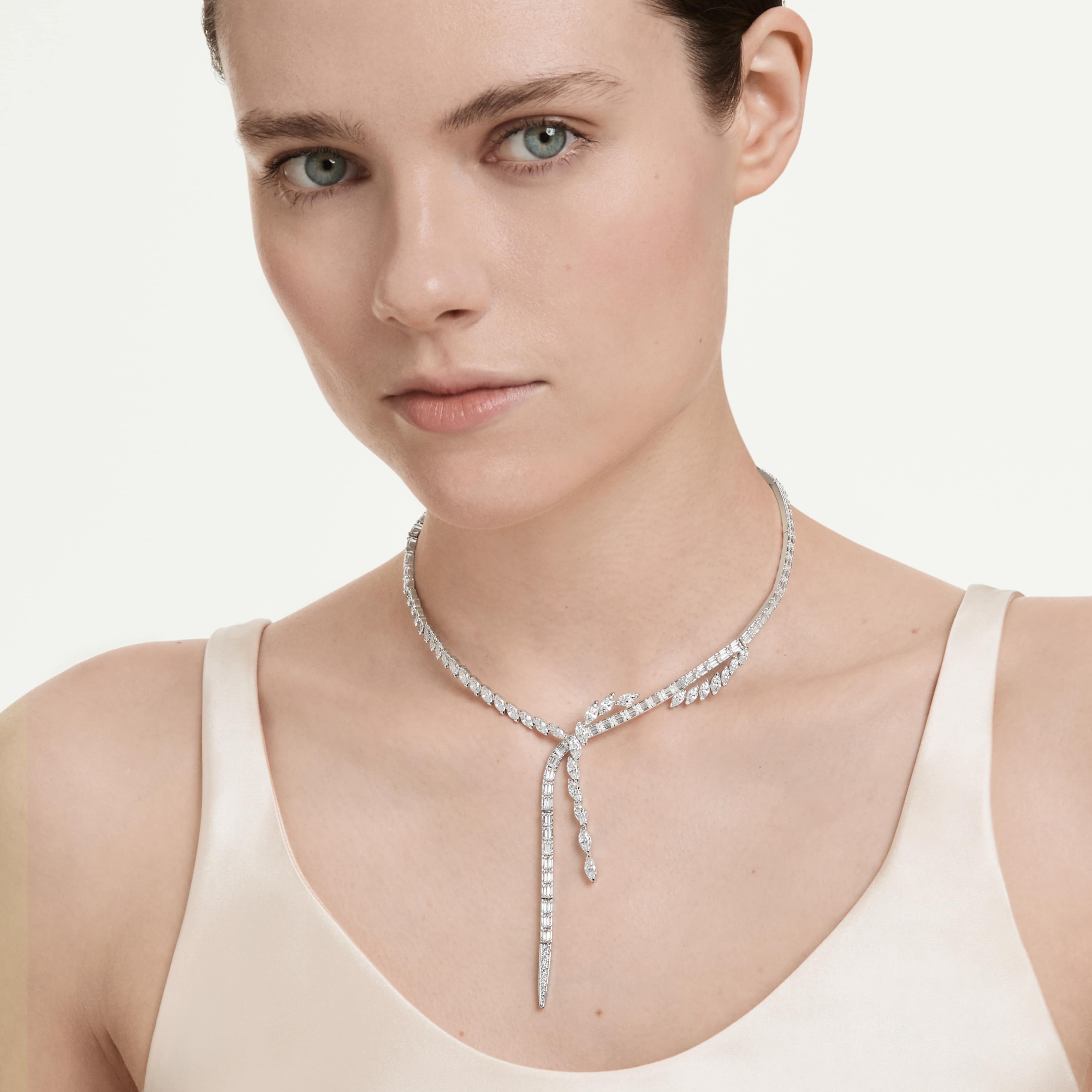 Swarovski halskæde - Mesmera Glam - Hvid & Sølv visning 3
