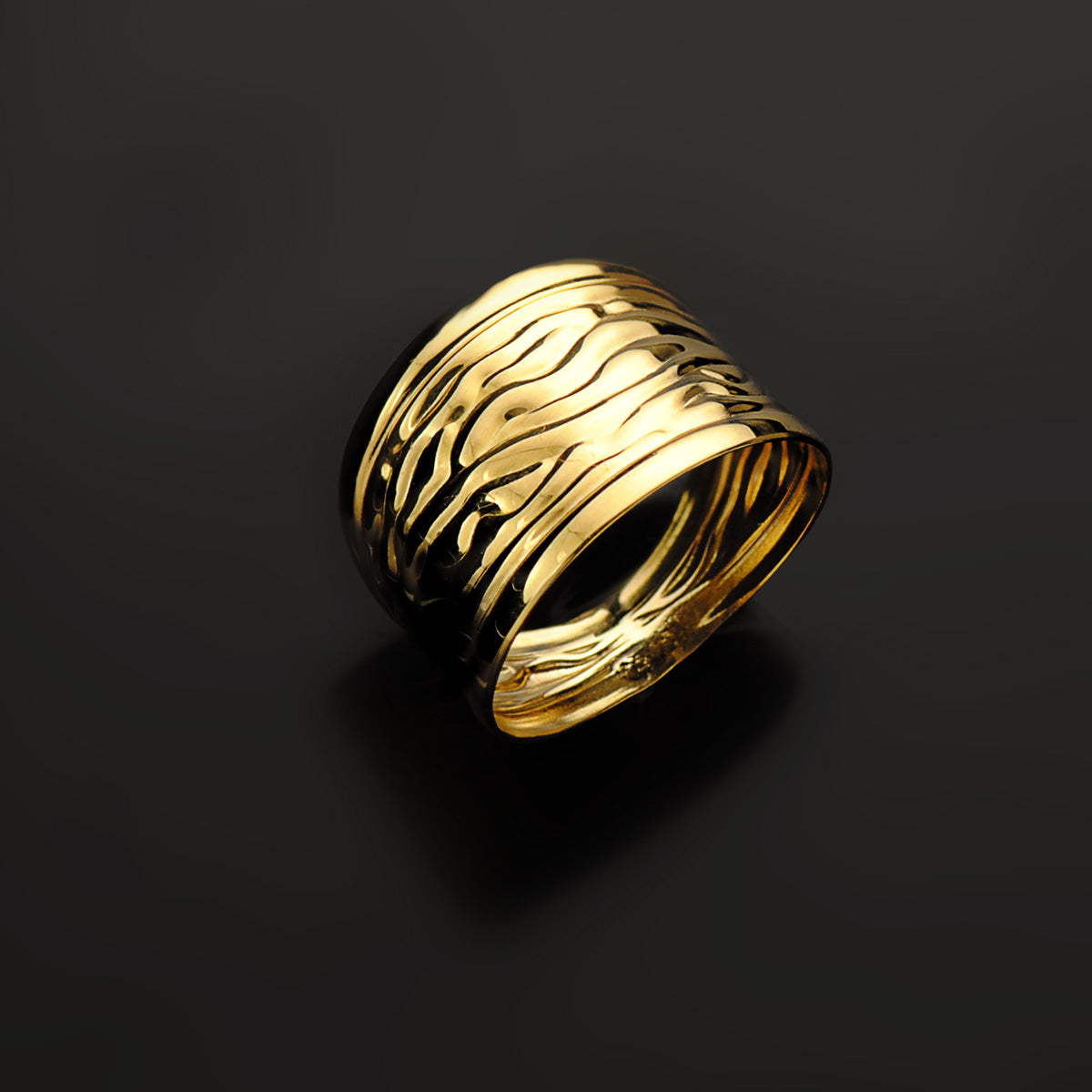 18K gul guld ring sporet med strålende bølger, bredde 13 mm