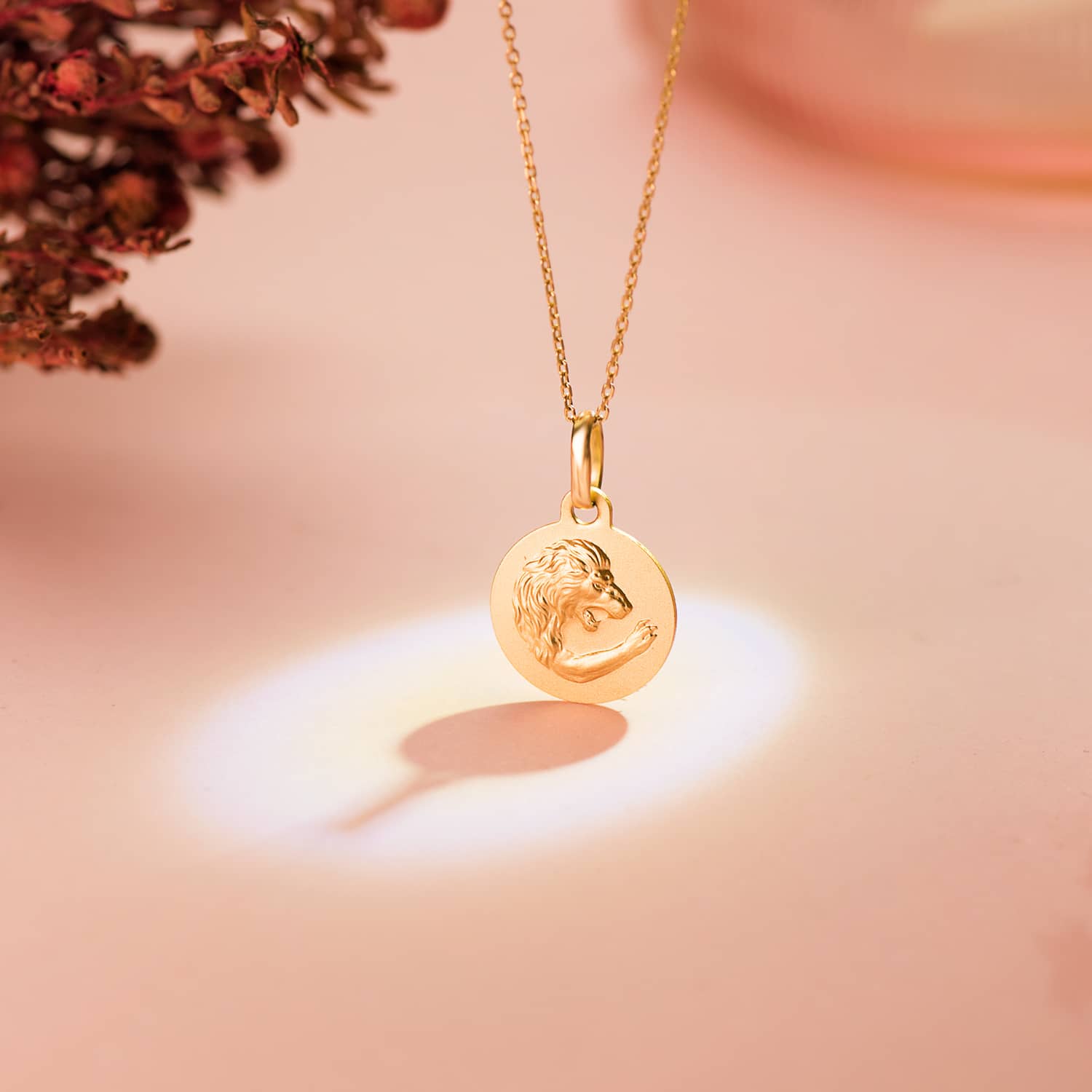 Medalla Horóscopo Leo Mate 18K 13 mm Oro Amarillo