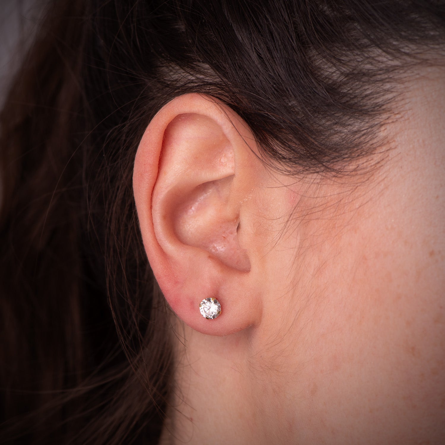 Boucles d'oreilles Or Jaune 18K 4 Griffes avec Zircon Largeur : 5 mm Fermoir Poussettes Papillon