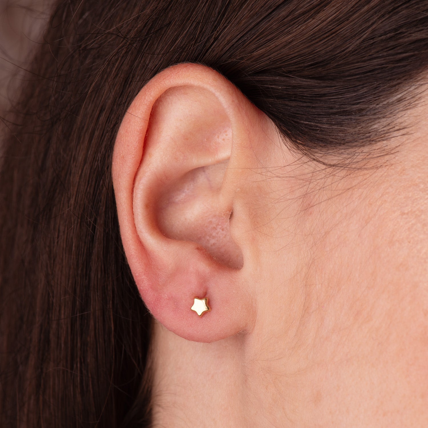 Boucles d'oreilles Or Jaune 18K Étoile Lisse 4,5 X 4,5 mm Fermoir a Vis