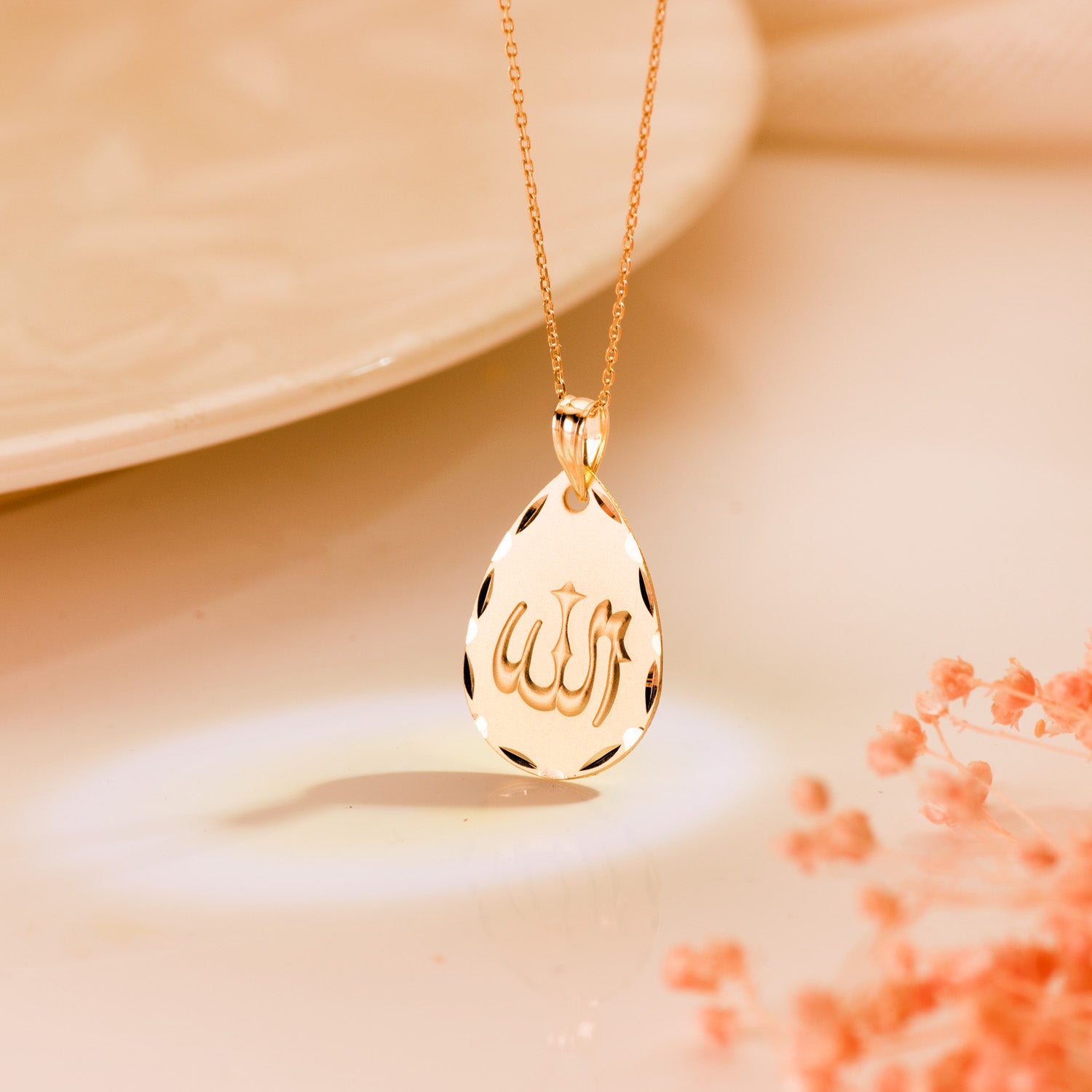 18K Gul Guld Allah Drop Medal 22 X 14 mm